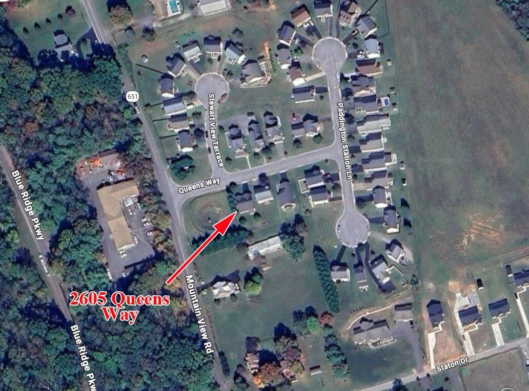 2605 Queens WAY - Photo 32