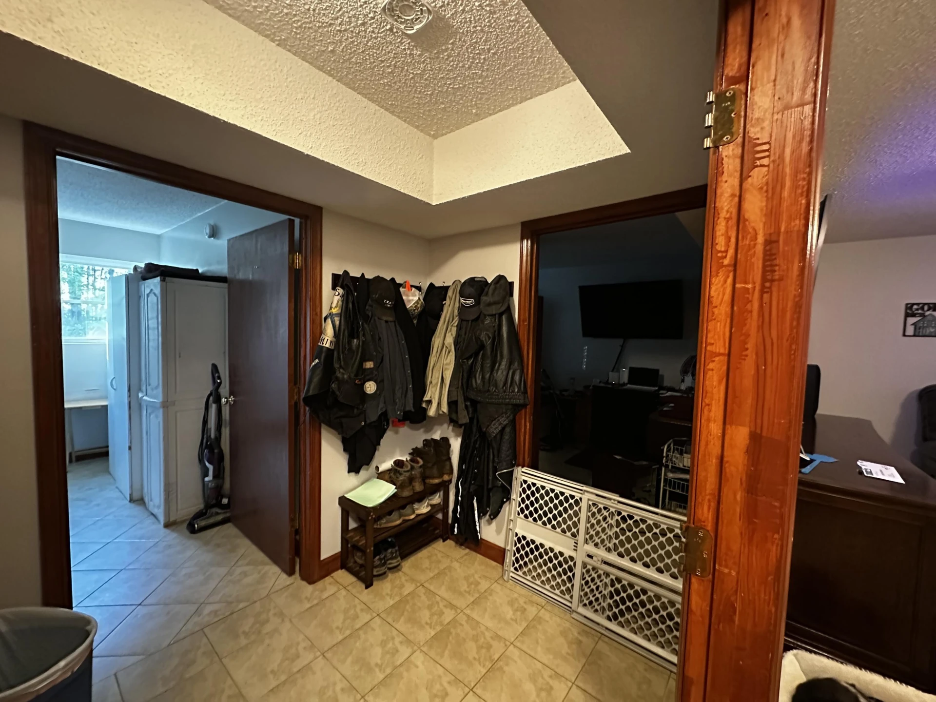 1905 Crestridge RD - Photo 14