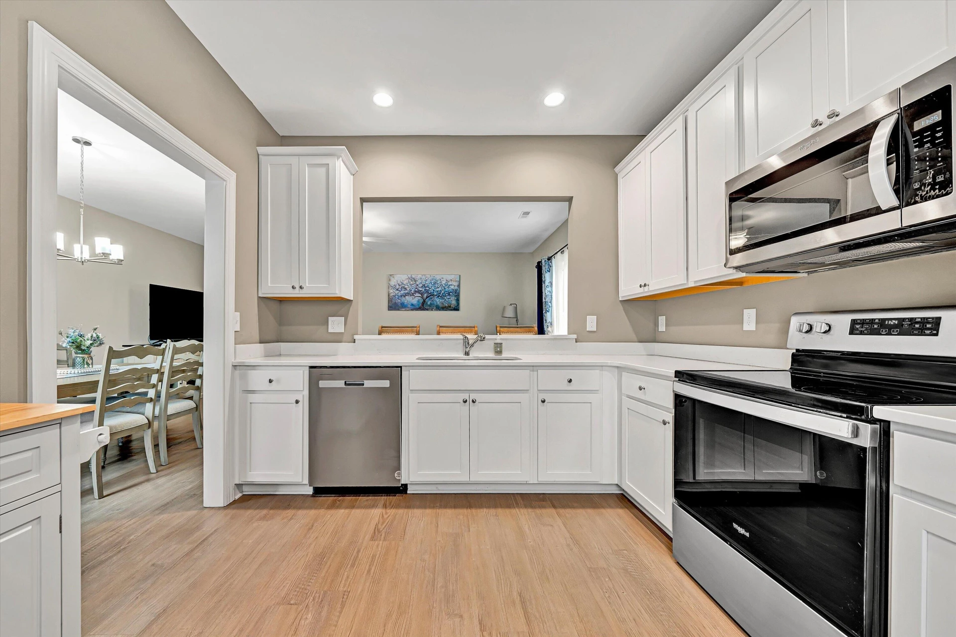 5787 Huntridge RD - Photo 17