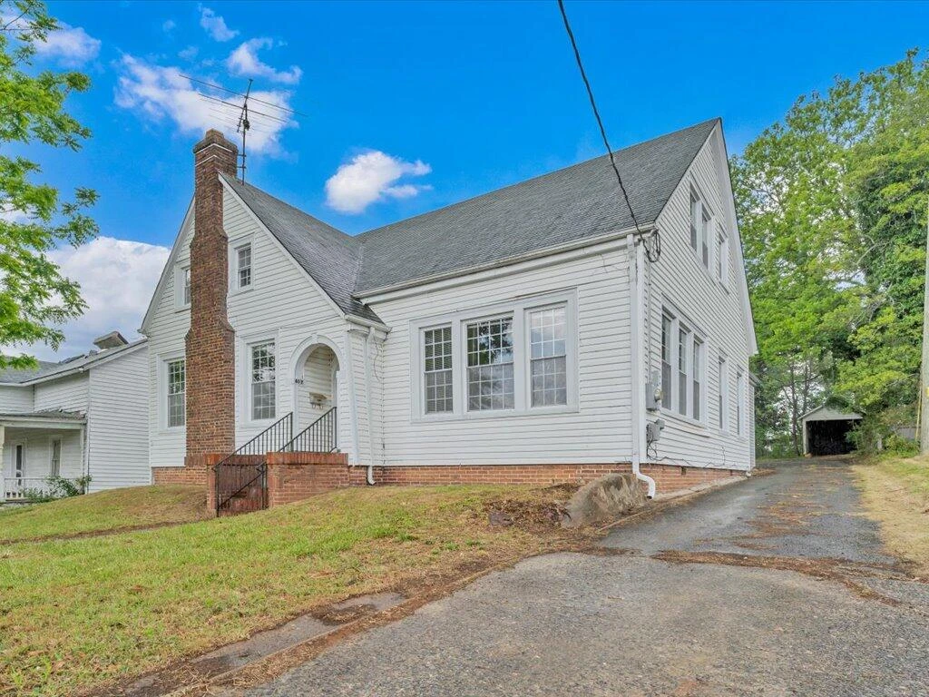 617 E Church ST E - Photo 62