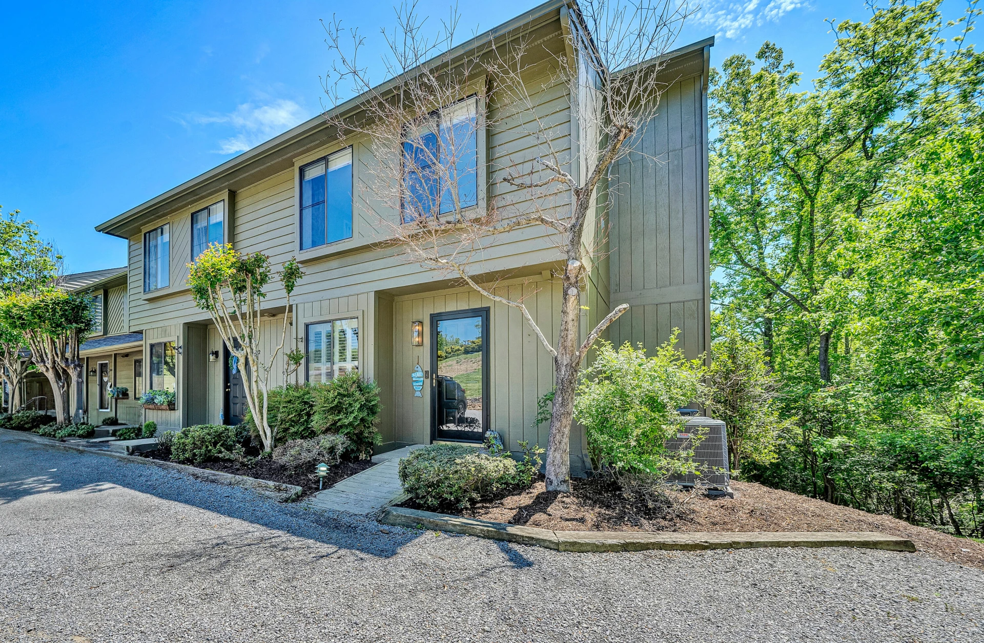 501 Harbor Ridge DR - Photo 3