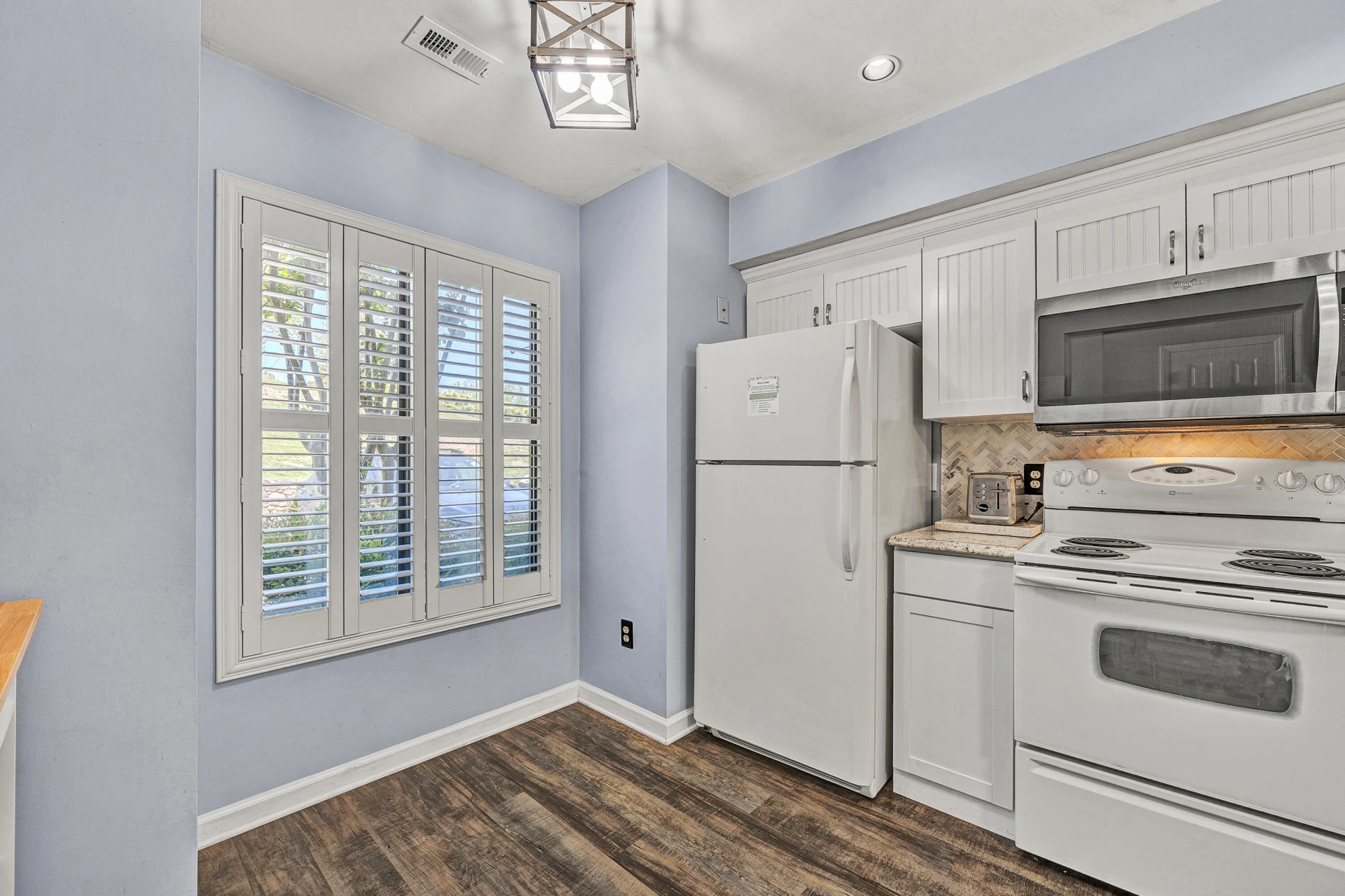501 Harbor Ridge DR - Photo 4