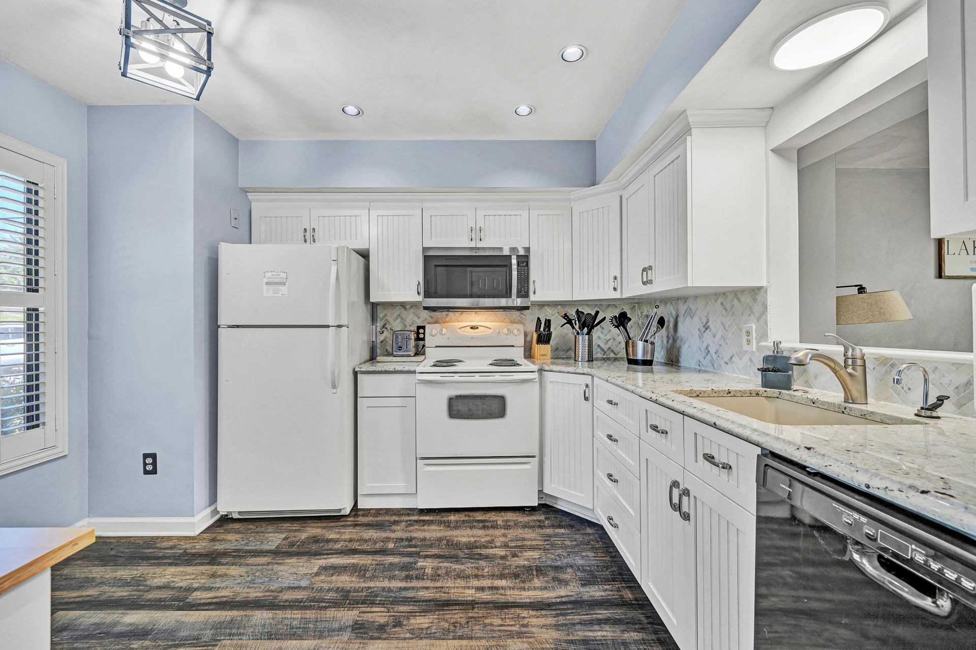 501 Harbor Ridge DR - Photo 5