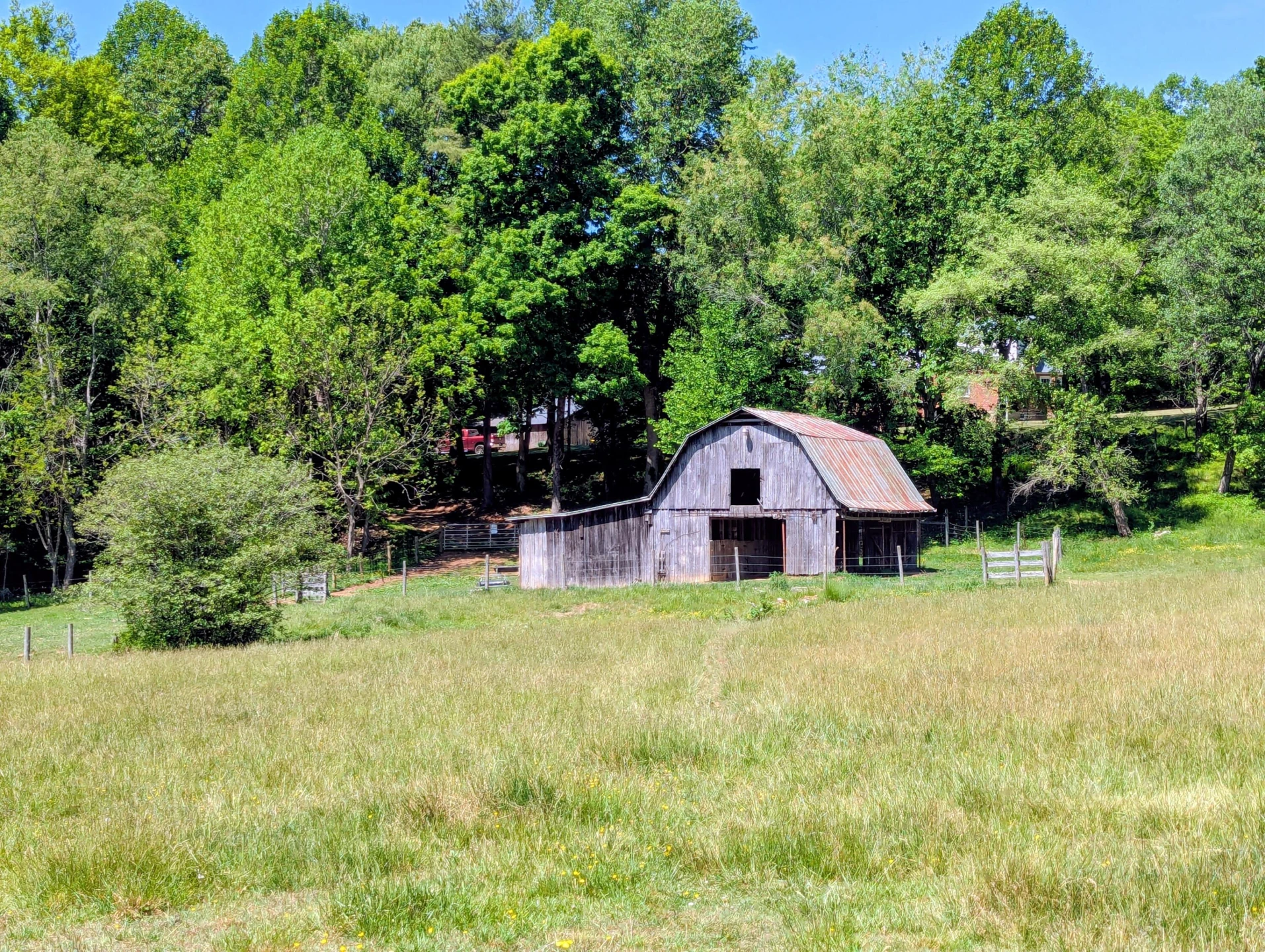 261 Newmantown RD - Photo 3