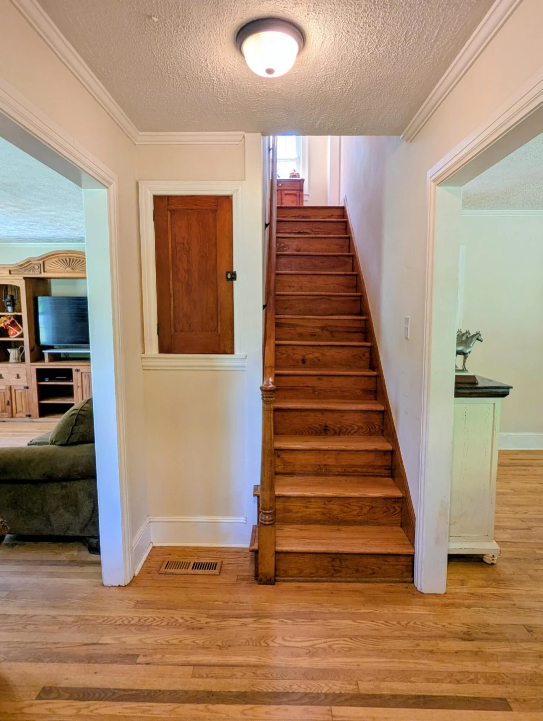 261 Newmantown RD - Photo 9
