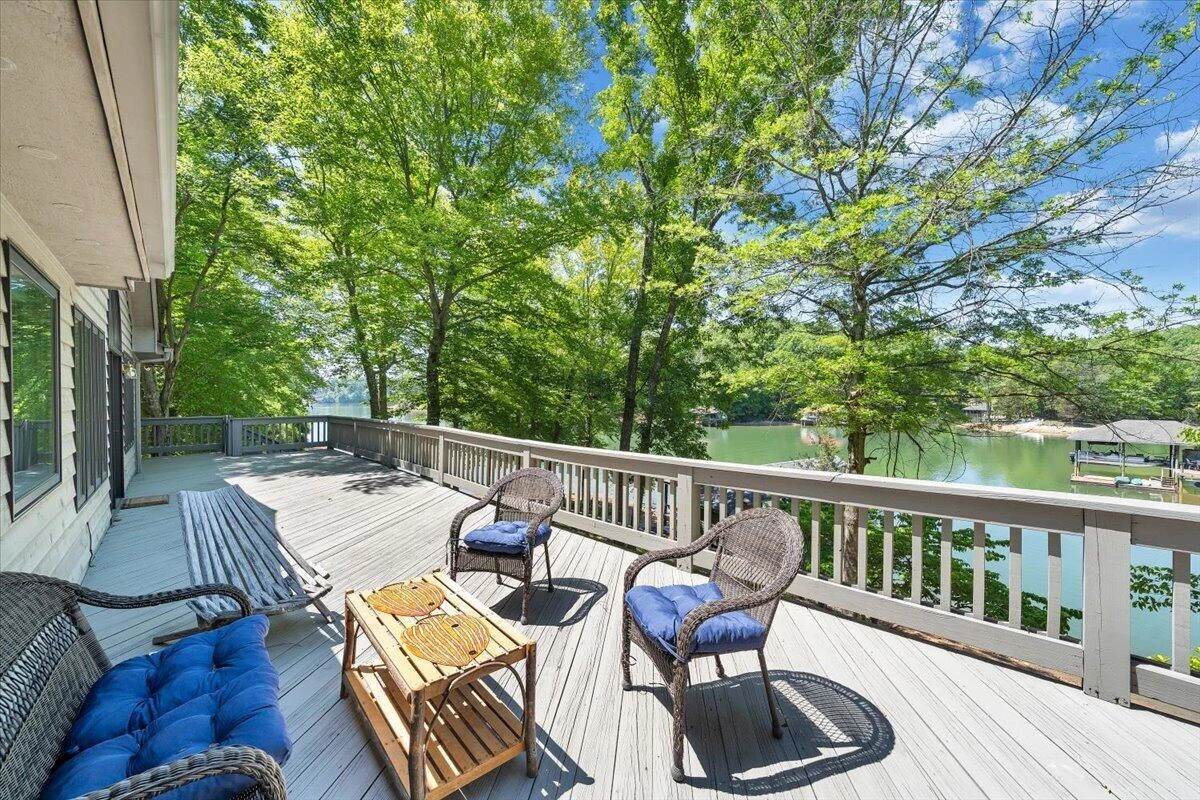 194 Kings WAY - Photo 4