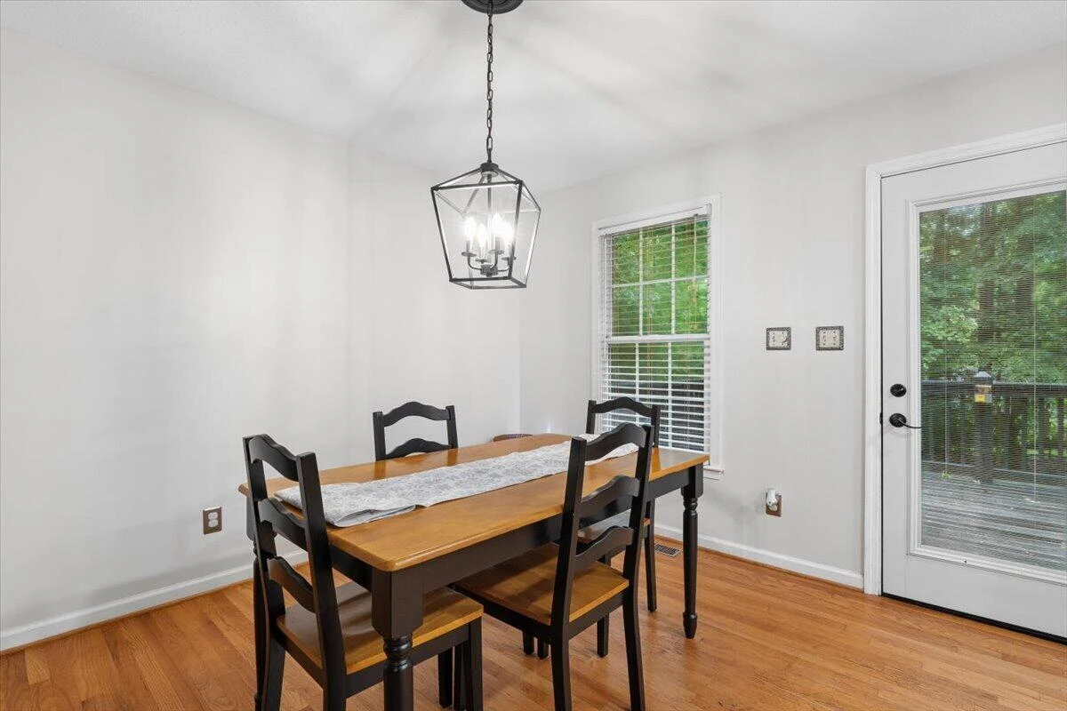 313 Peters DR - Photo 12