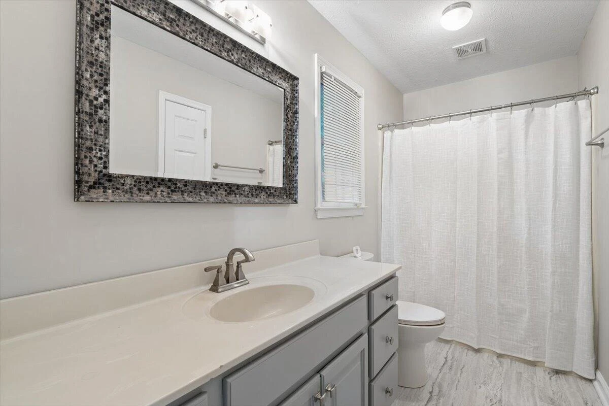 313 Peters DR - Photo 15