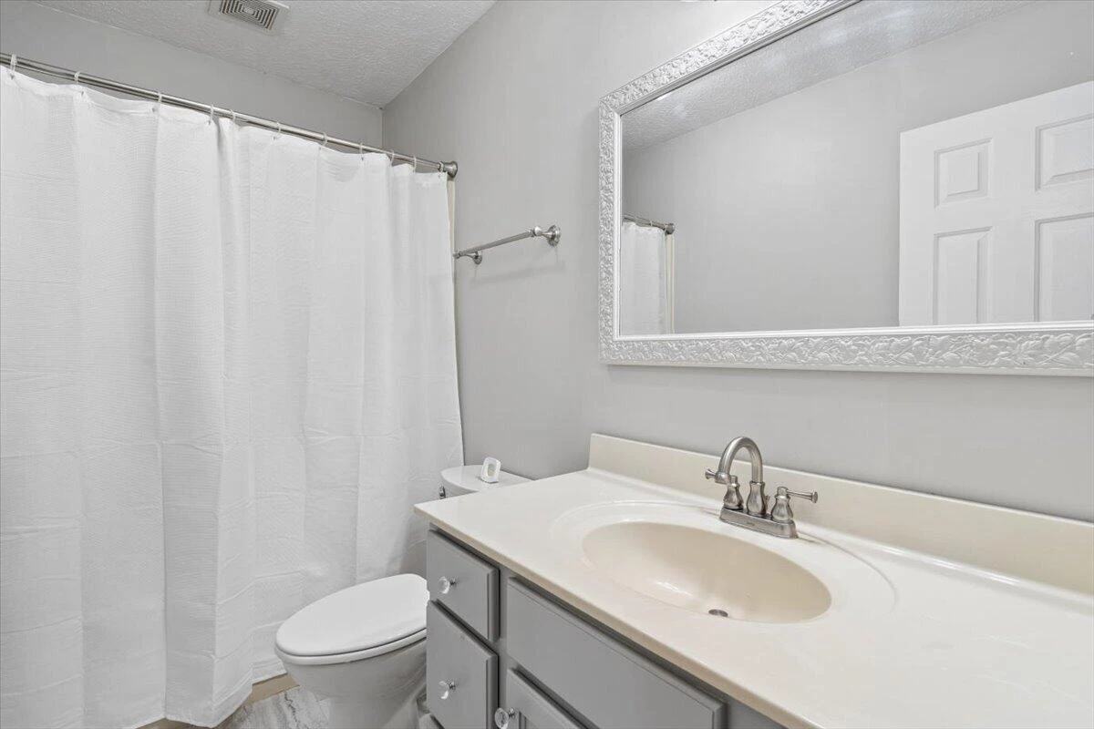 313 Peters DR - Photo 18