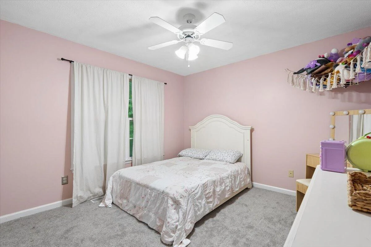 313 Peters DR - Photo 19