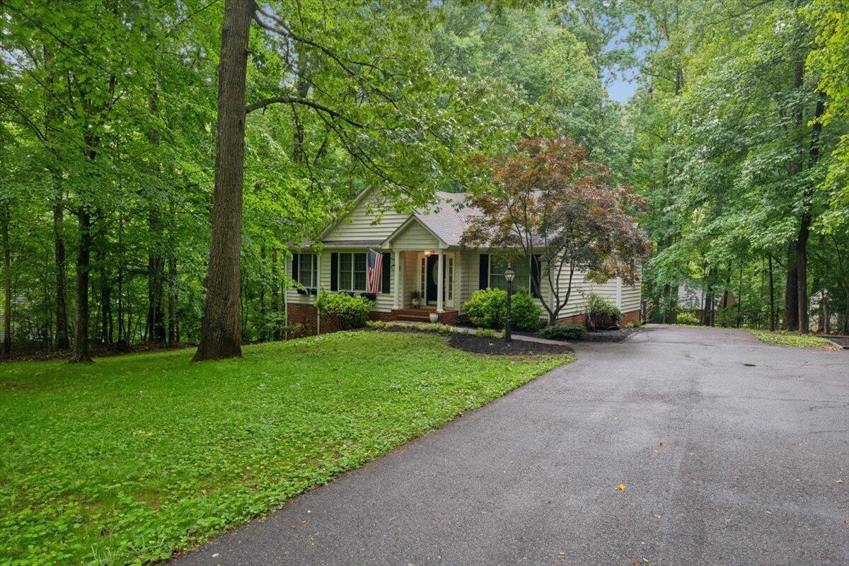 313 Peters DR - Photo 32