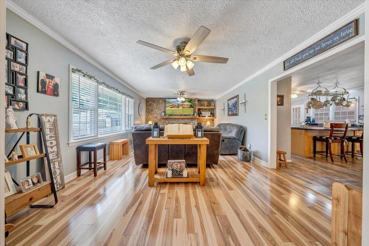 14742 Church ST - Photo 10