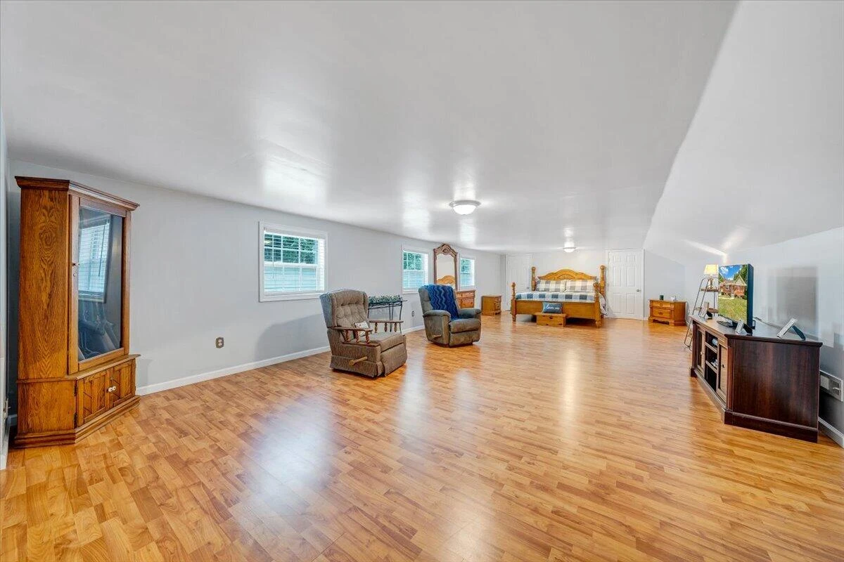 14742 Church ST - Photo 33