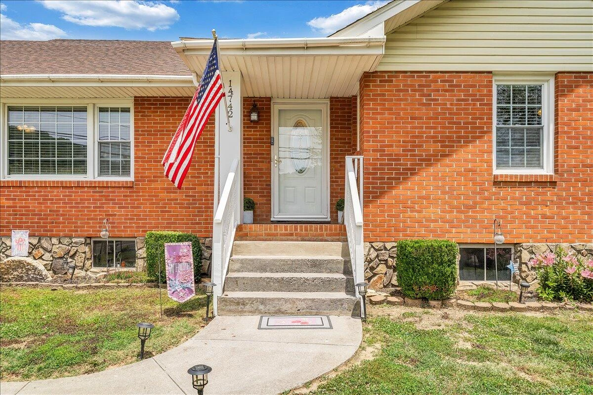 14742 Church ST - Photo 4