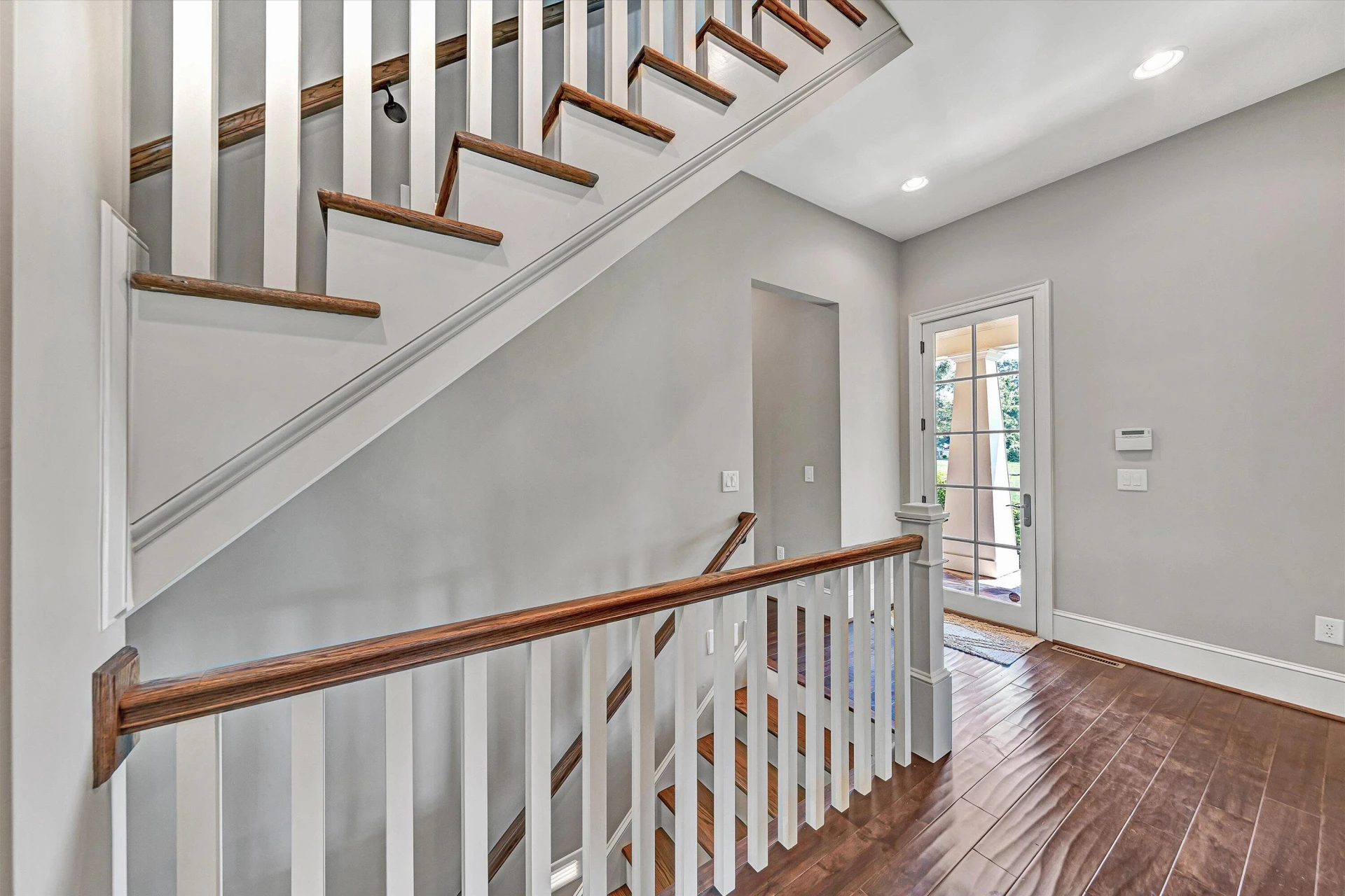 332 Saddleridge DR - Photo 23