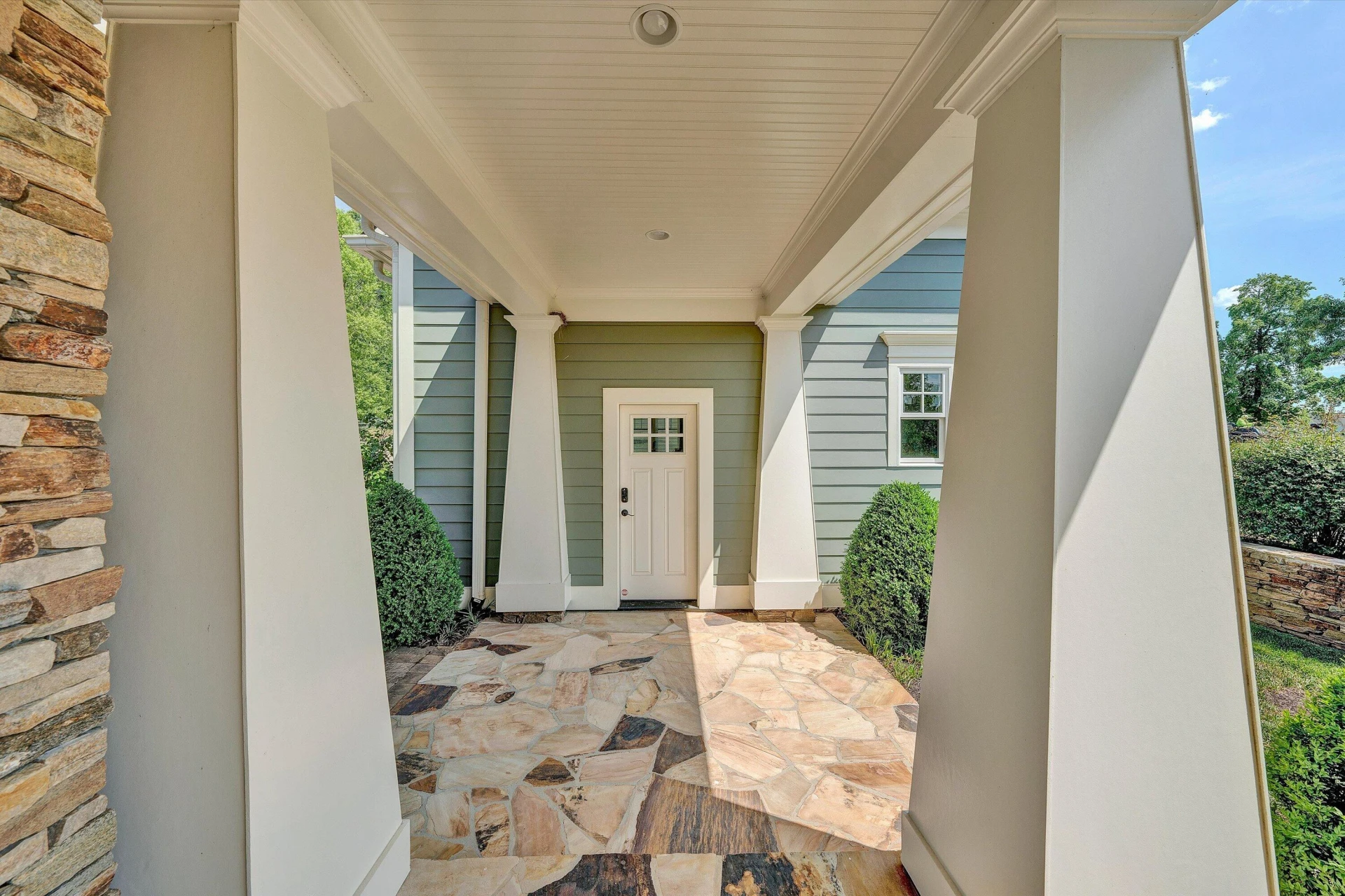 332 Saddleridge DR - Photo 24
