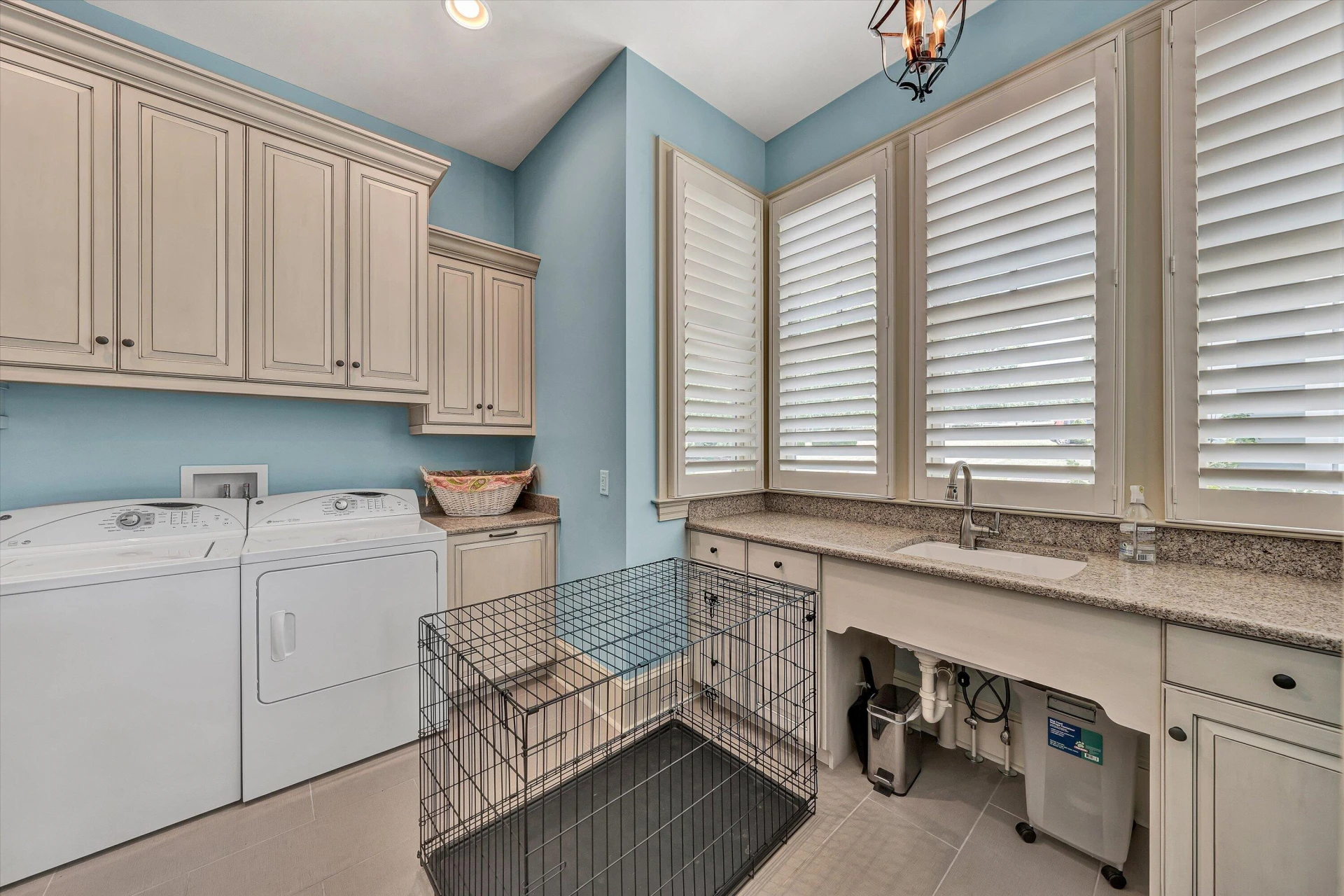 332 Saddleridge DR - Photo 26