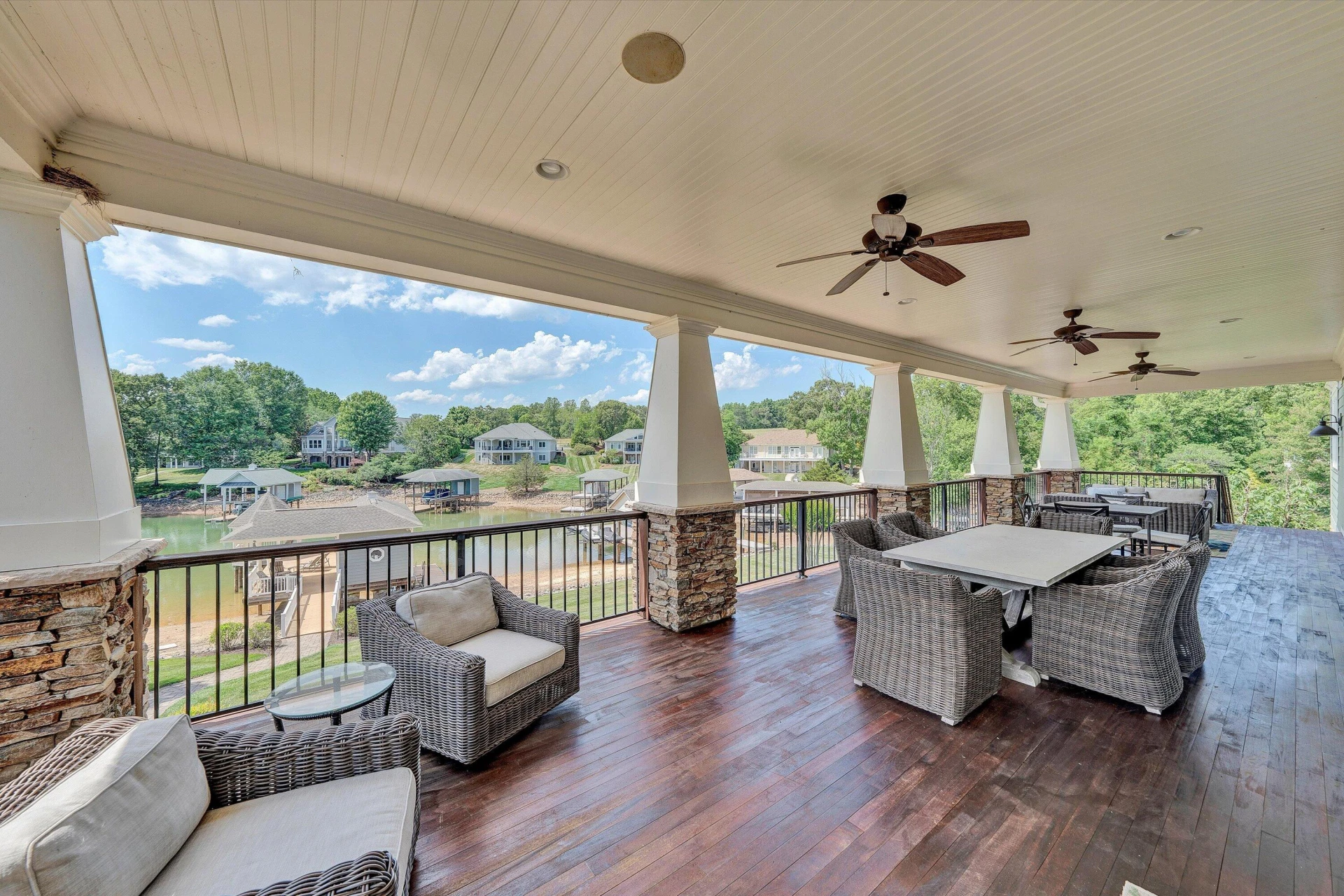 332 Saddleridge DR - Photo 35