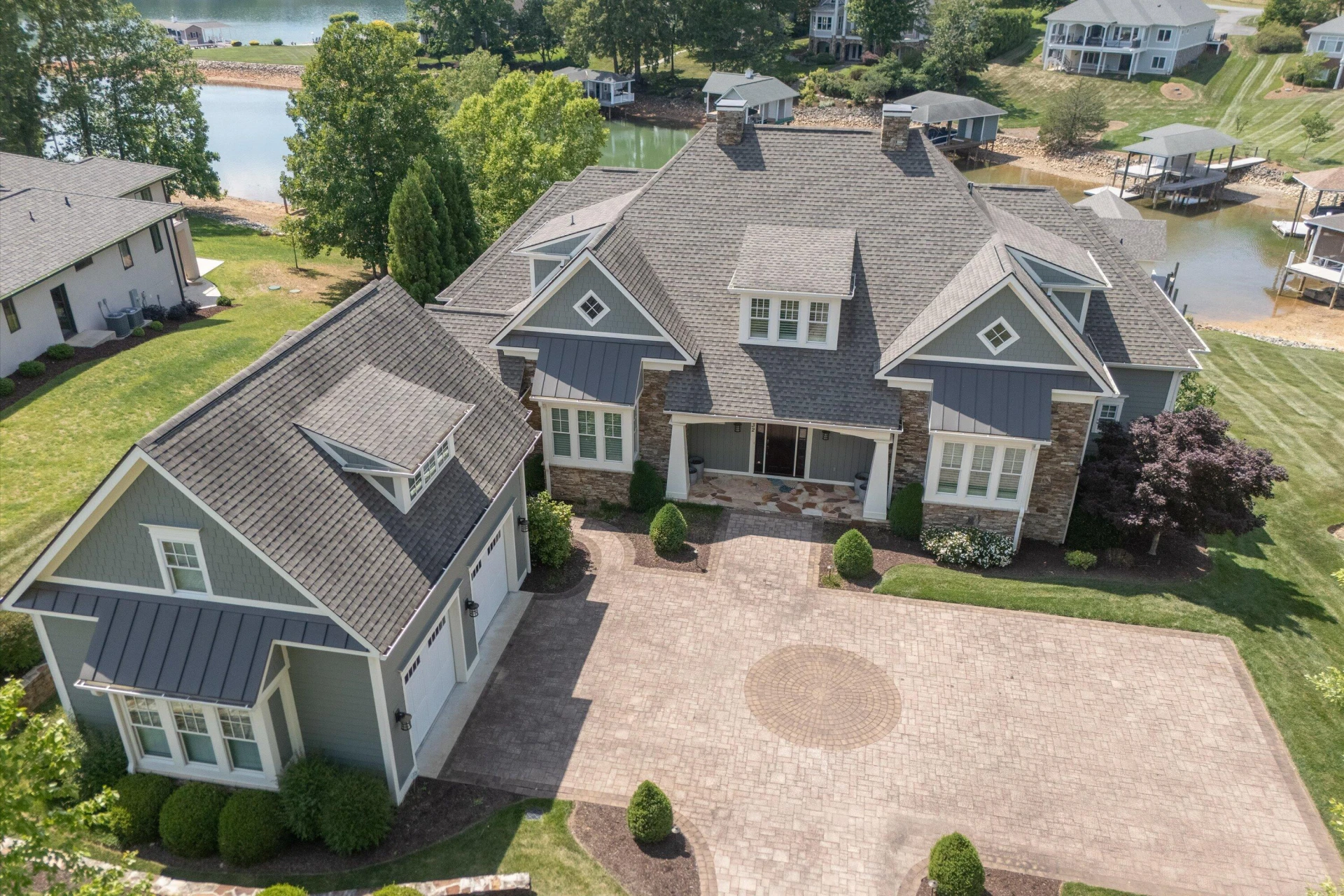 332 Saddleridge DR - Photo 4