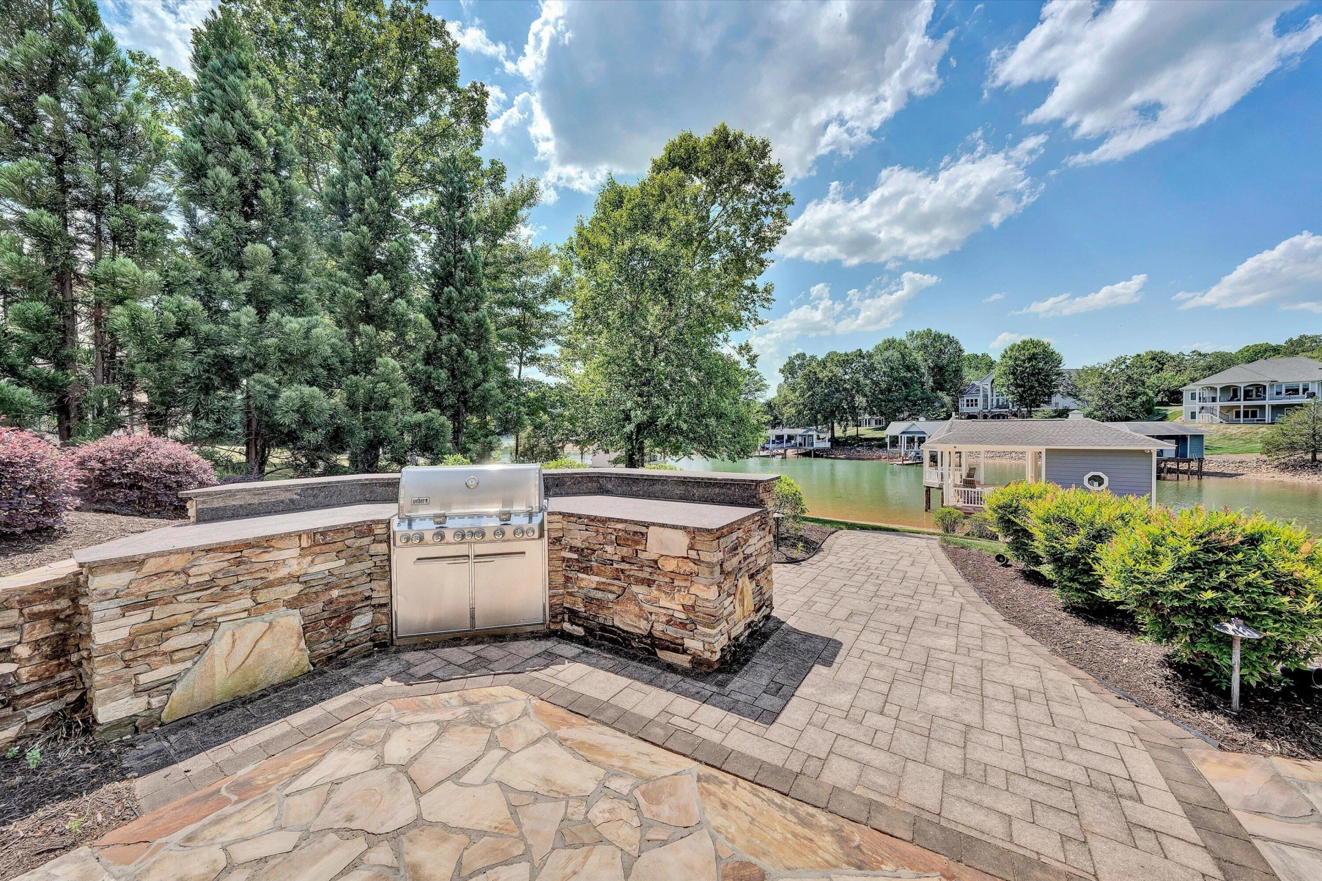 332 Saddleridge DR - Photo 69