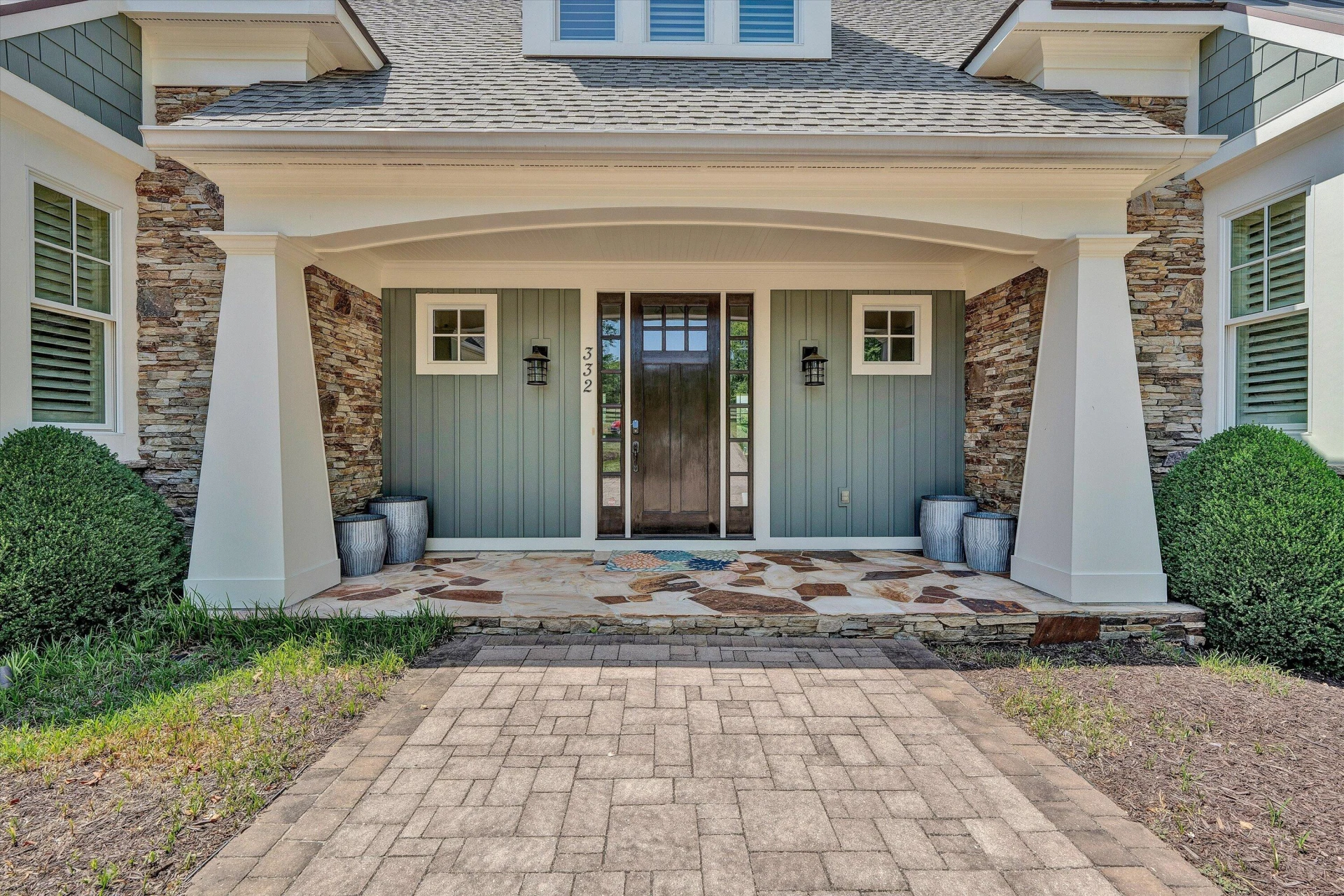 332 Saddleridge DR - Photo 9