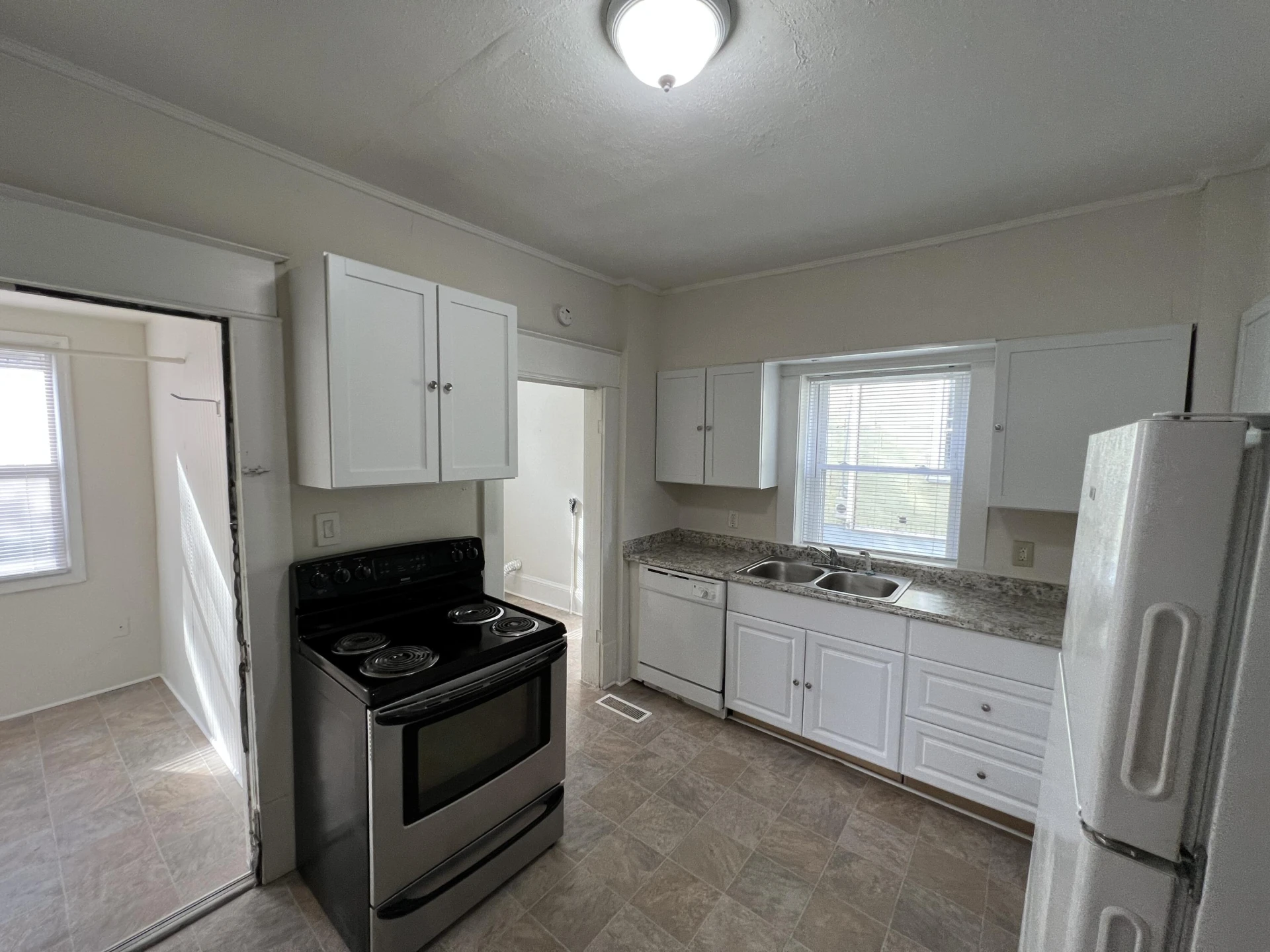 832 Wasena AVE SW - Photo 21