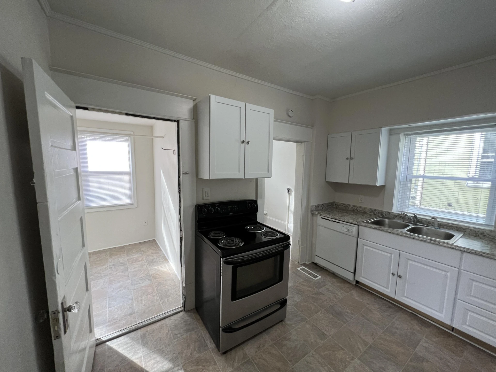 832 Wasena AVE SW - Photo 42