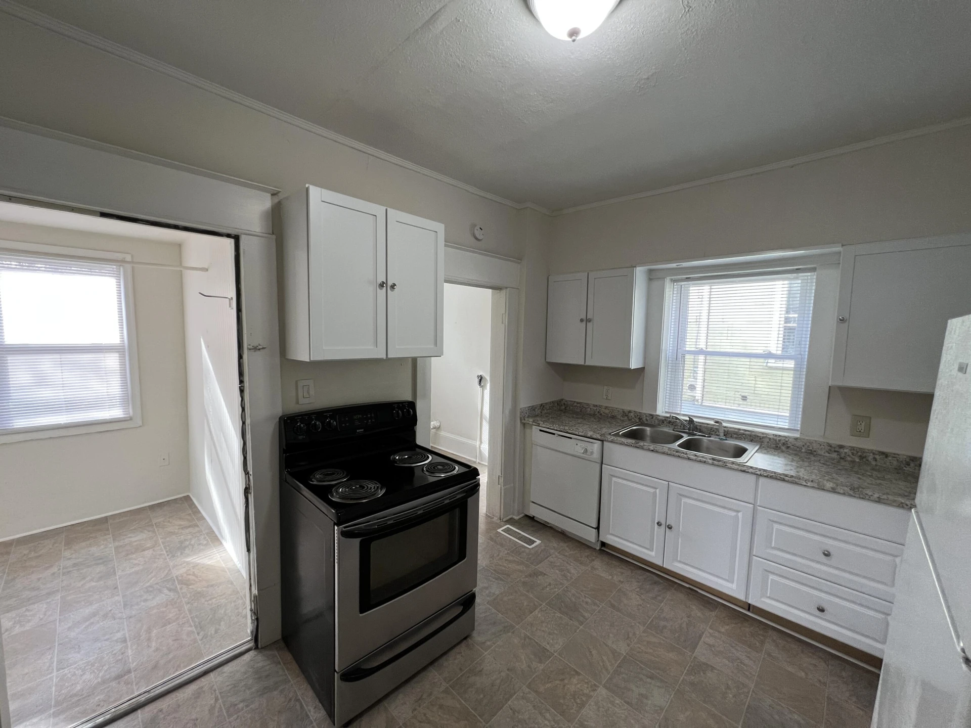 832 Wasena AVE SW - Photo 46