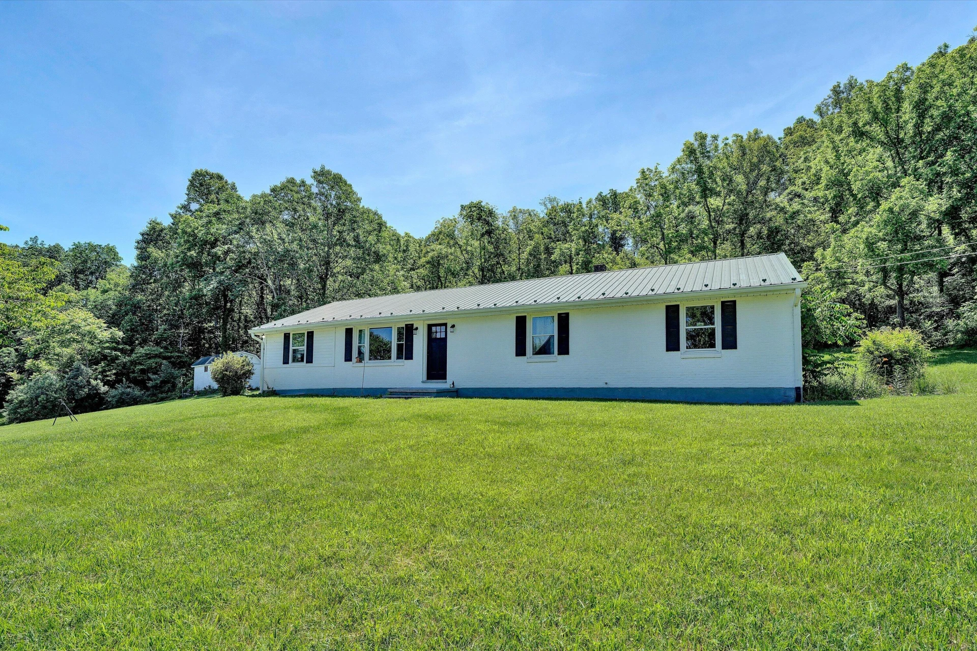 3774 Springwood RD