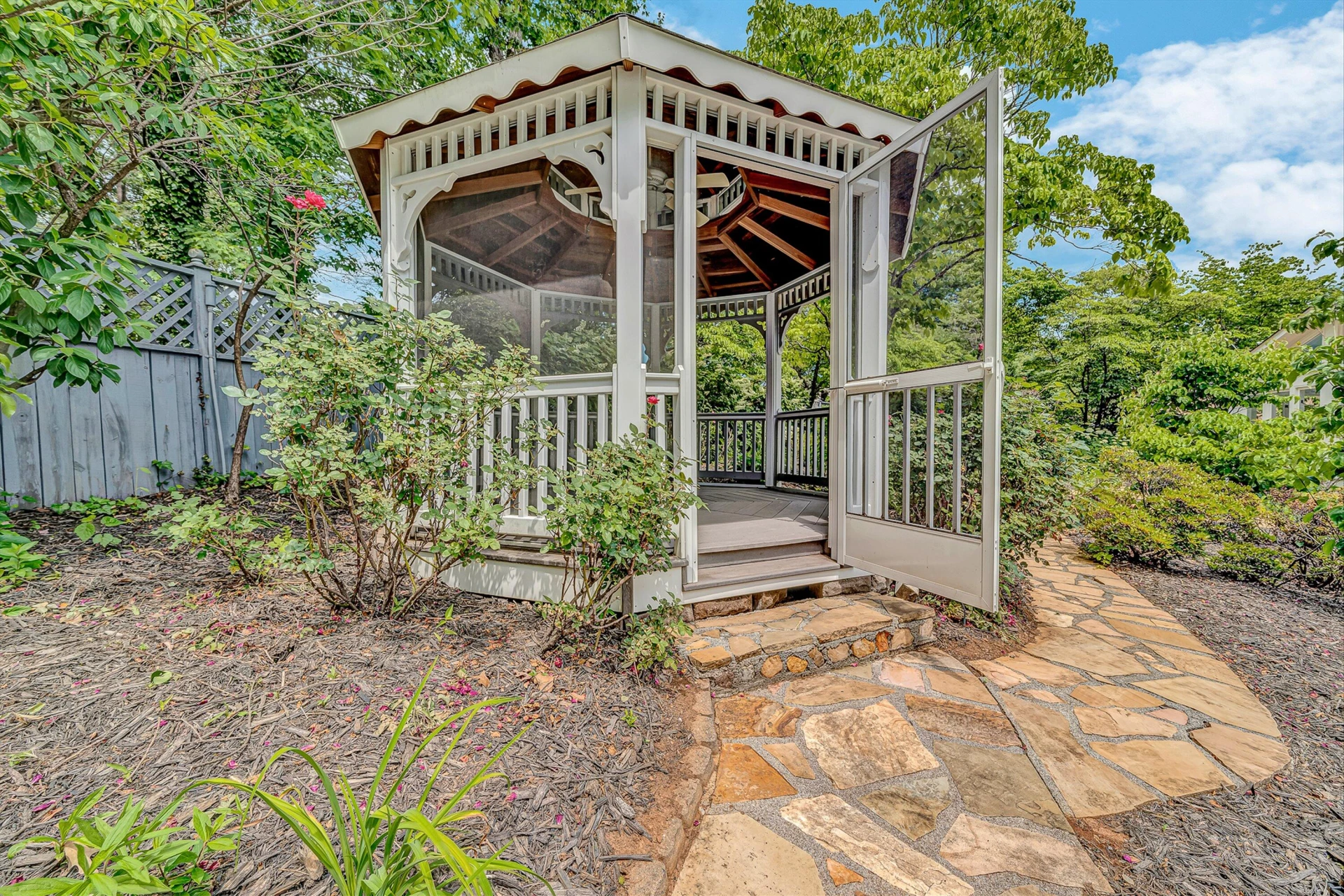 58 Stonehaven LN - Photo 31
