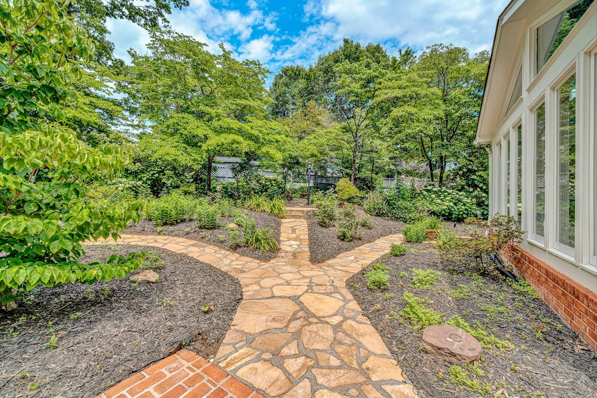 58 Stonehaven LN - Photo 33
