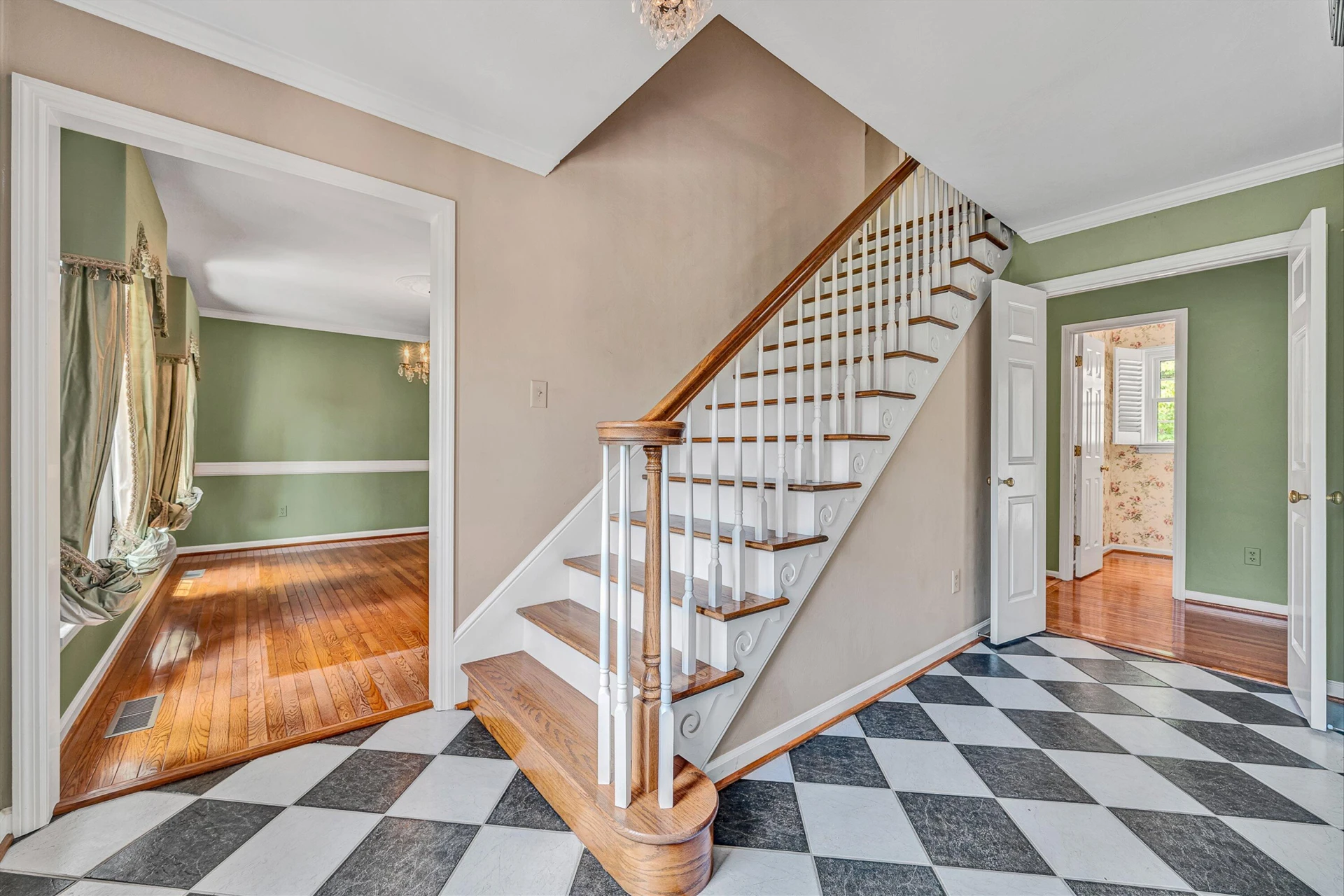 58 Stonehaven LN - Photo 6