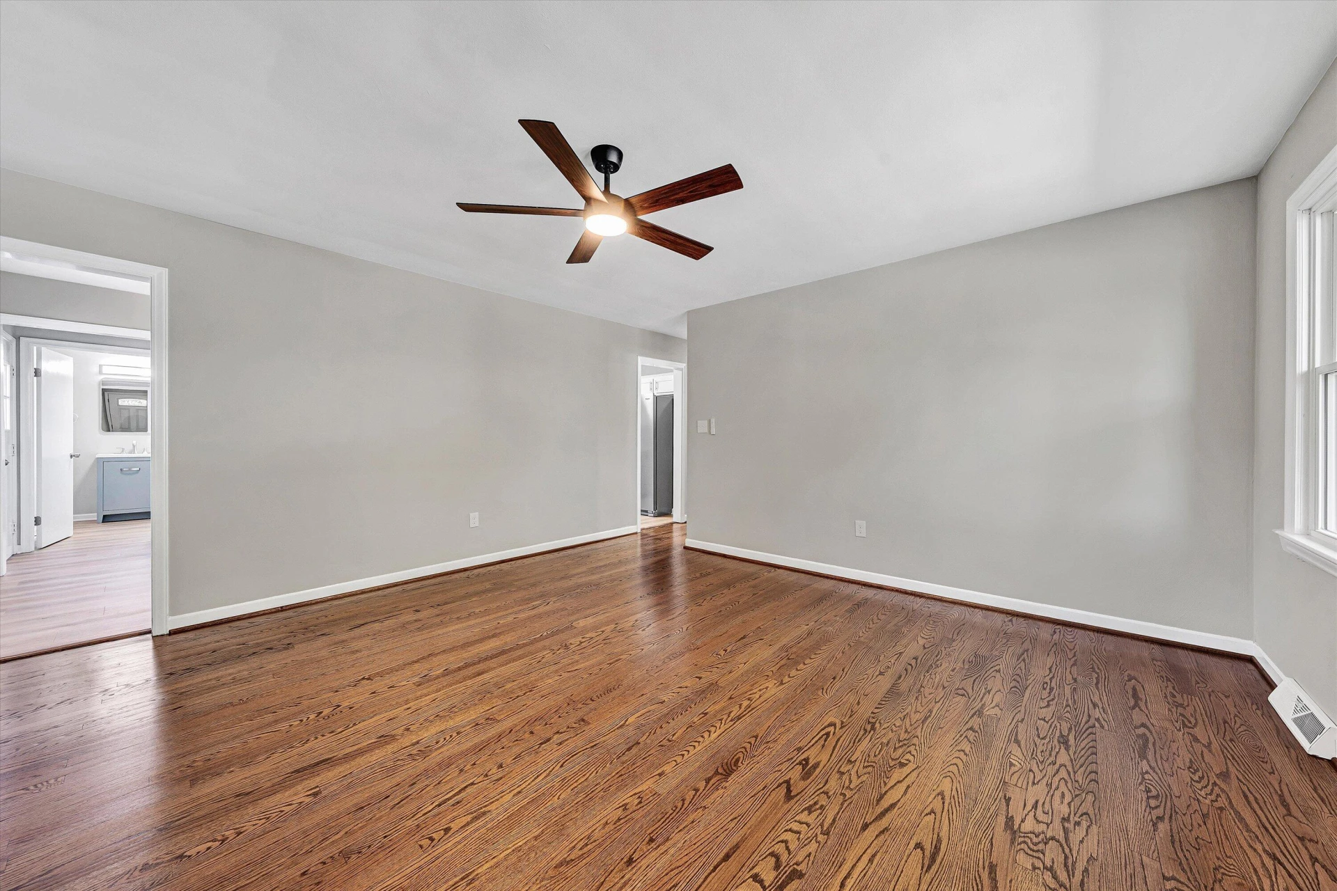 610 Davidson ST - Photo 4