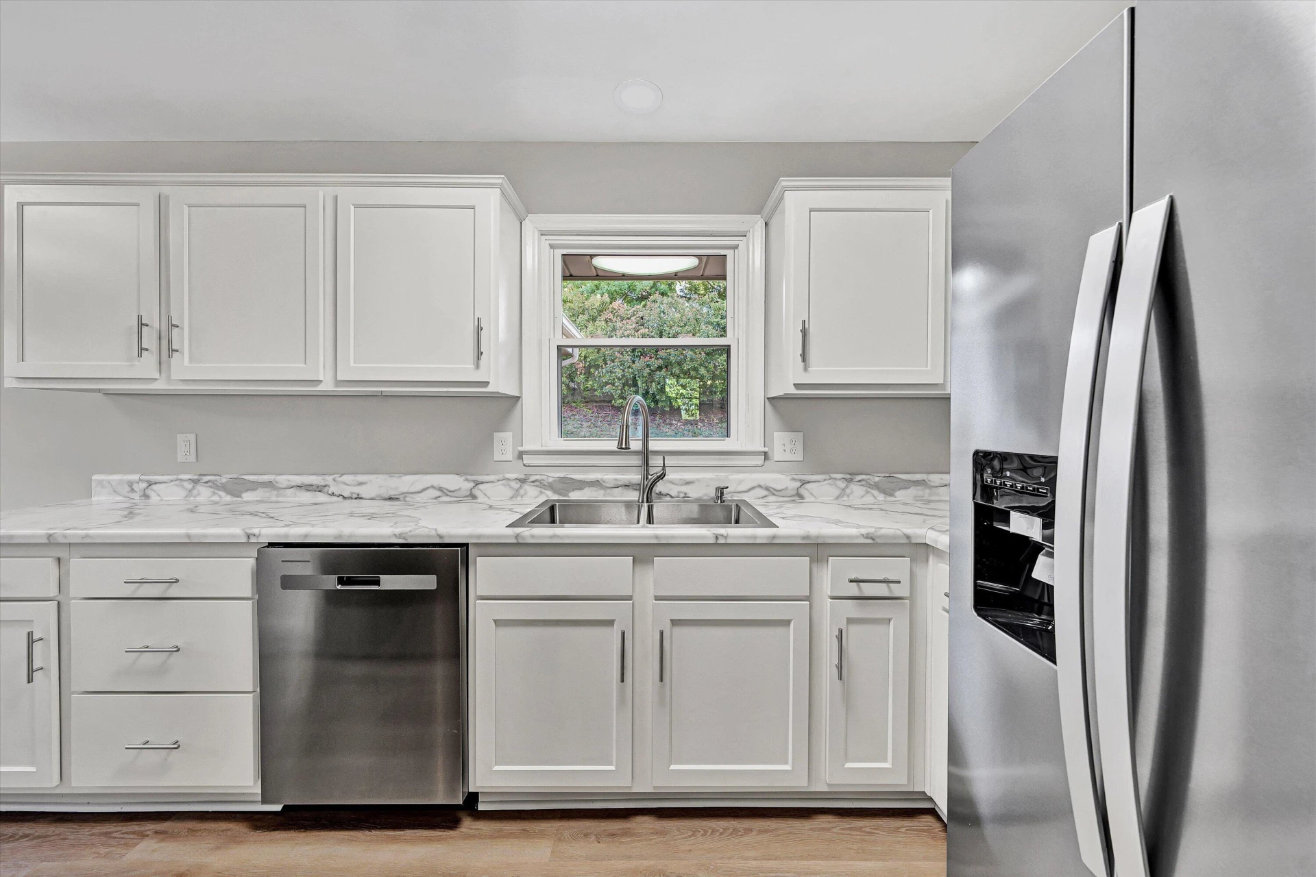 610 Davidson ST - Photo 7