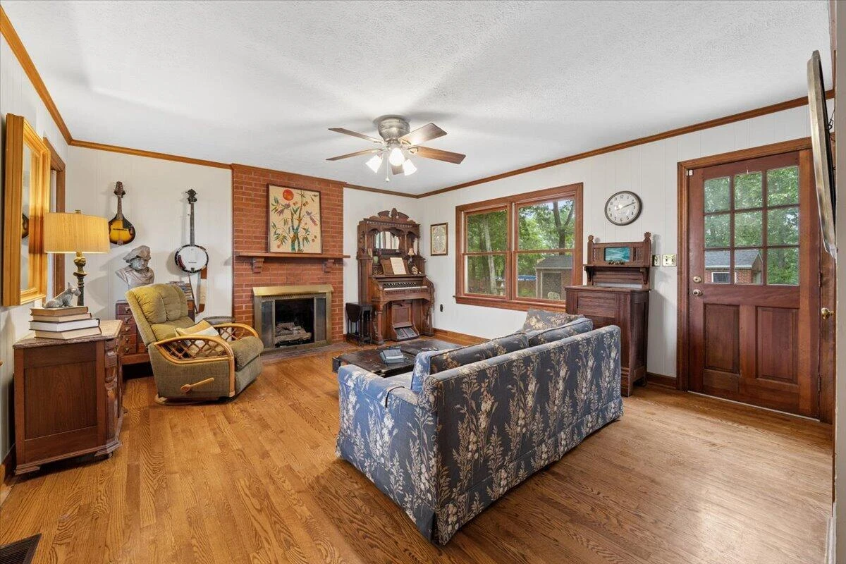 3289 Peaks RD - Photo 10