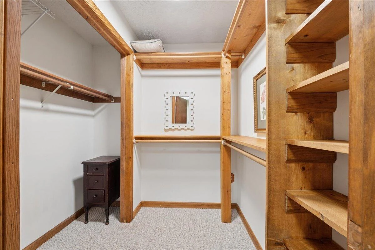 3289 Peaks RD - Photo 51