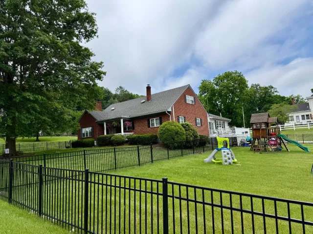 422 Main ST, New Castle, VA, 24127