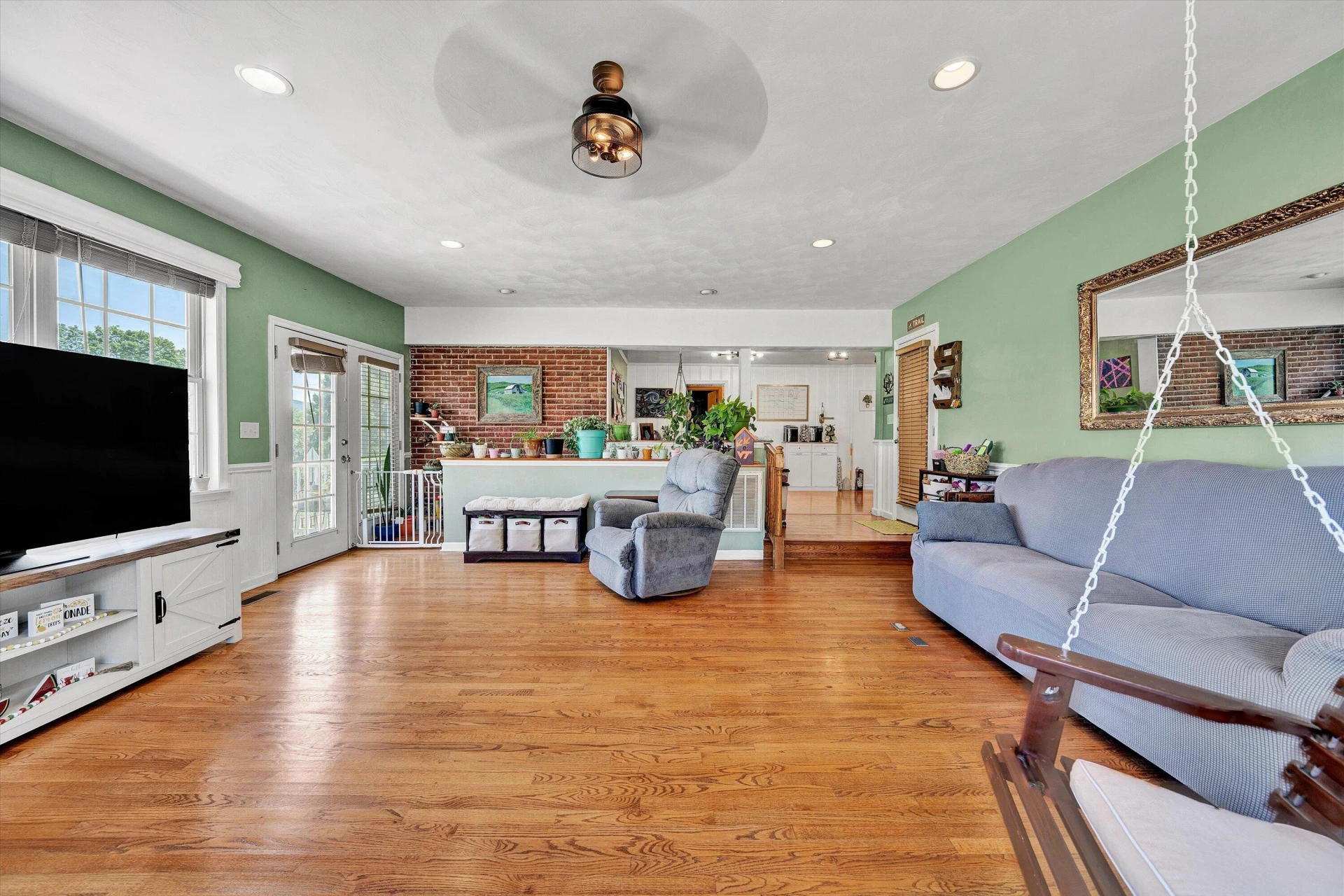 422 Main ST - Photo 12