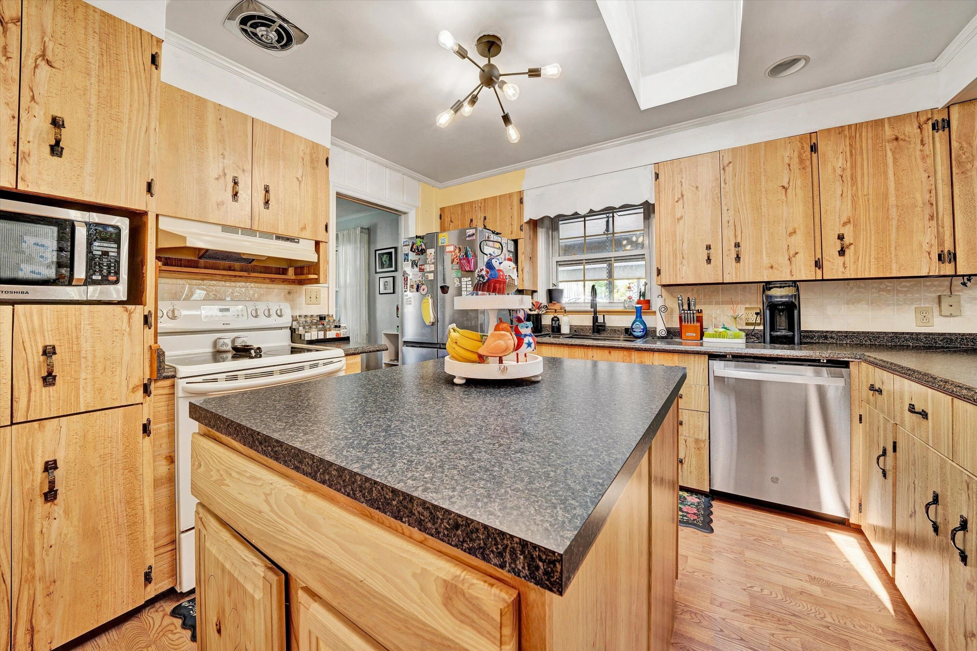 422 Main ST - Photo 16