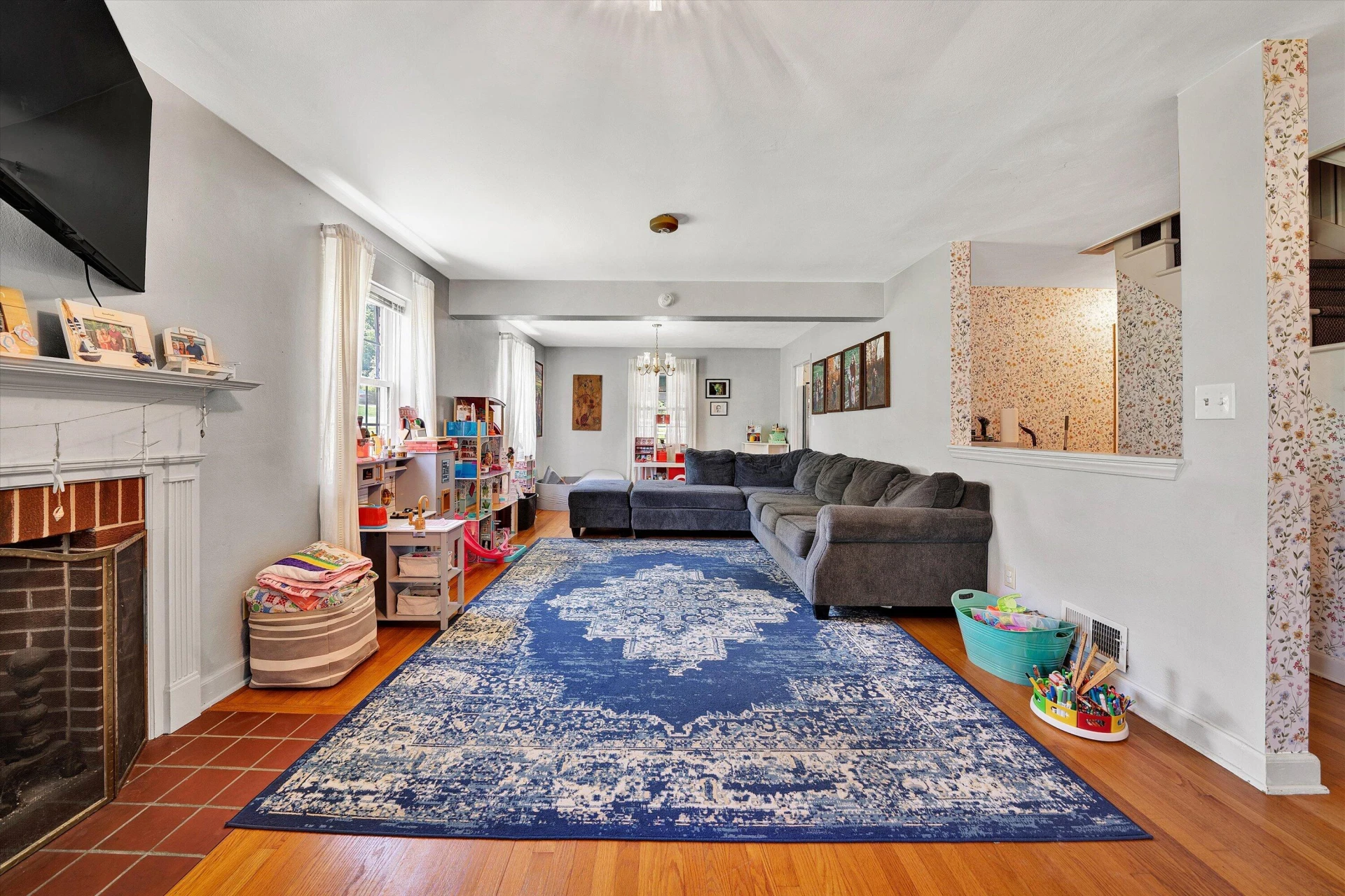 422 Main ST - Photo 9