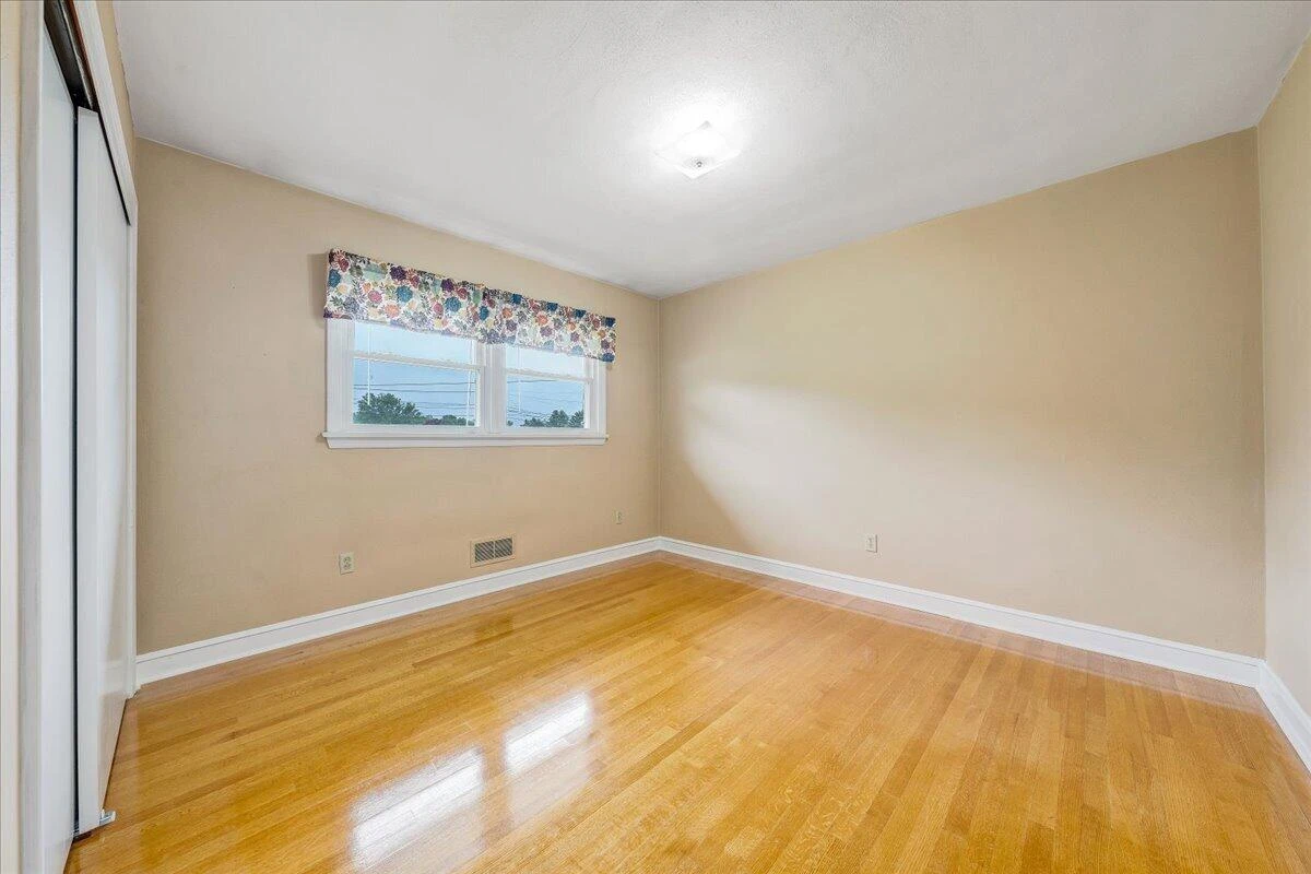 344 Keesling AVE - Photo 17