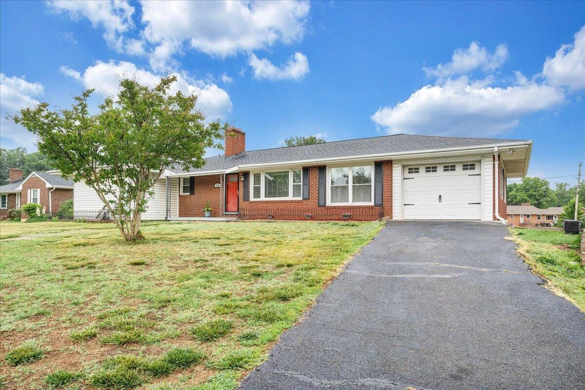 344 Keesling AVE - Photo 2