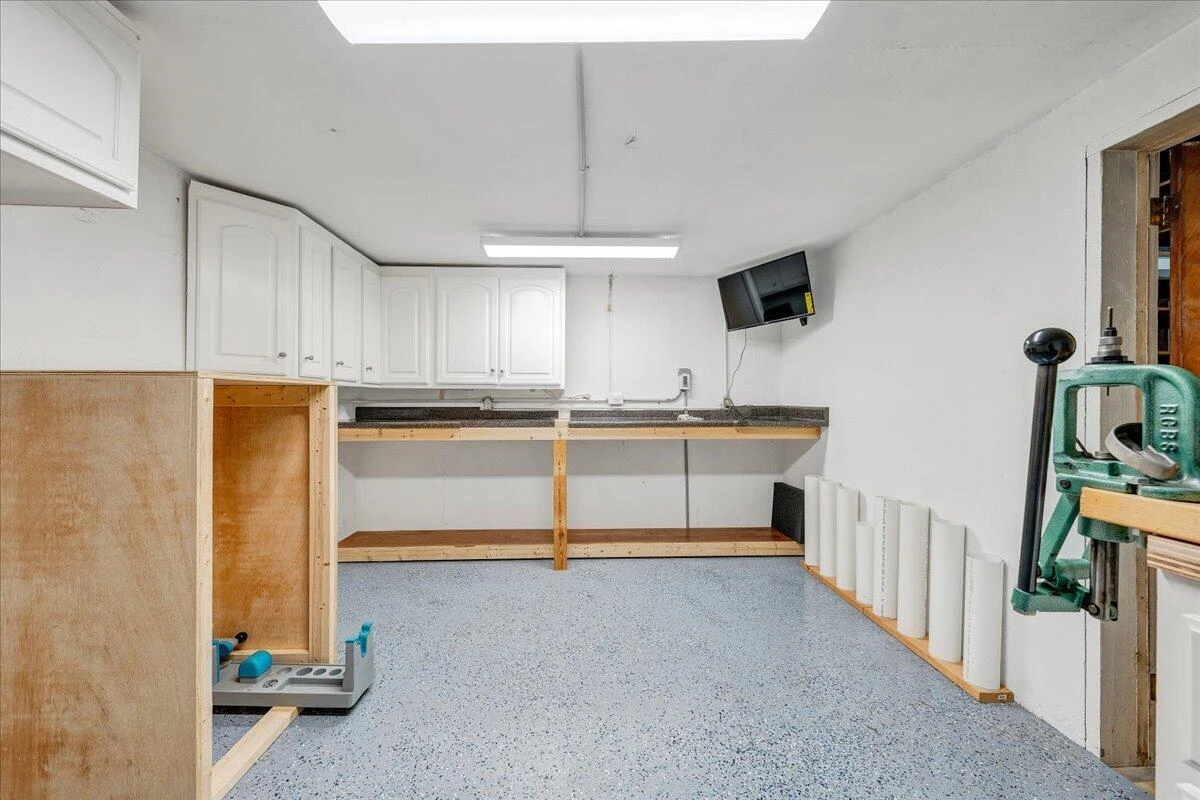 344 Keesling AVE - Photo 24