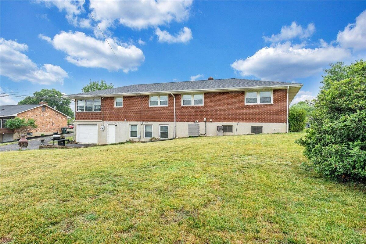 344 Keesling AVE - Photo 27