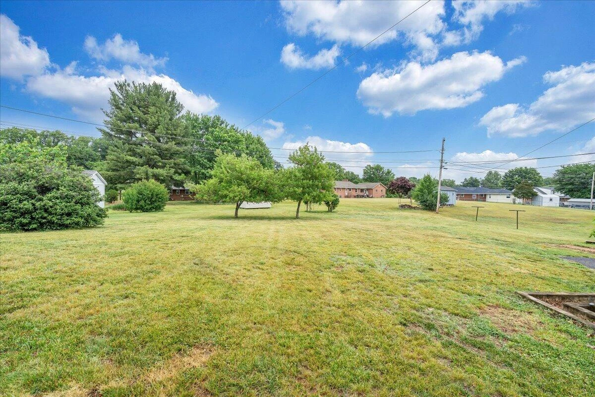344 Keesling AVE - Photo 28