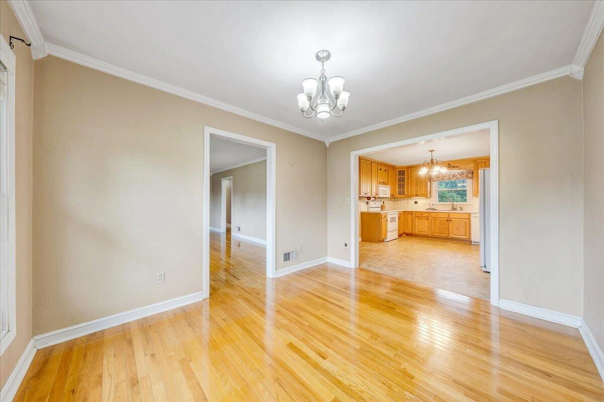 344 Keesling AVE - Photo 8