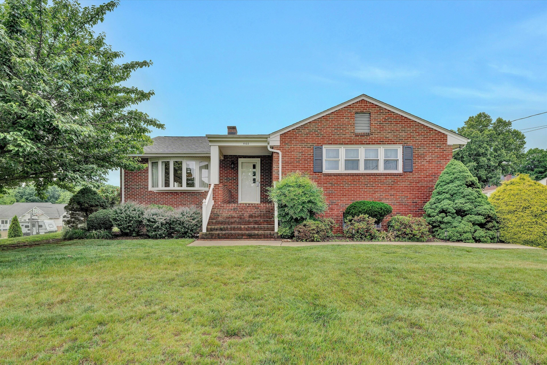 8122 Deer Branch DR