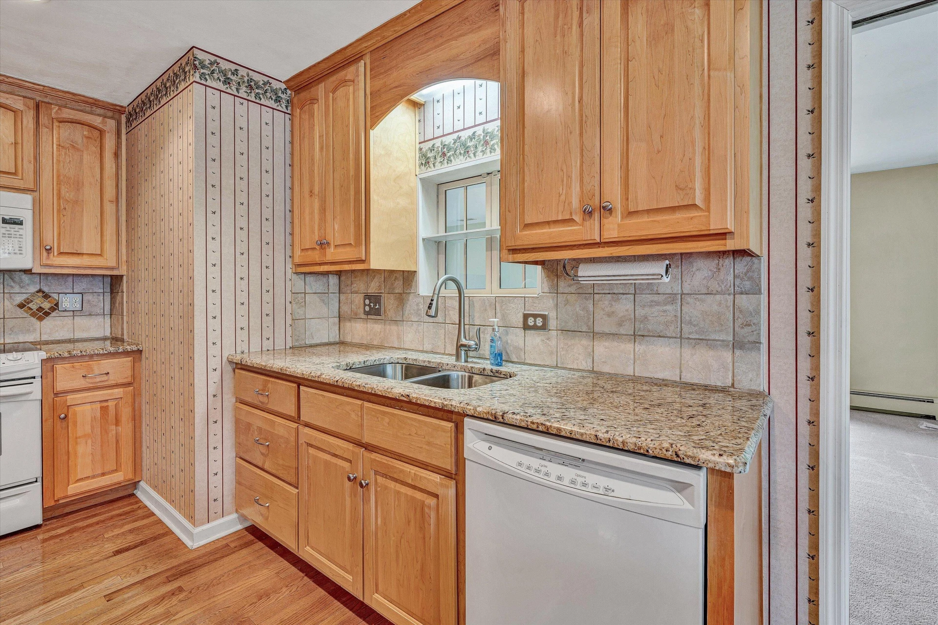 8122 Deer Branch DR - Photo 12
