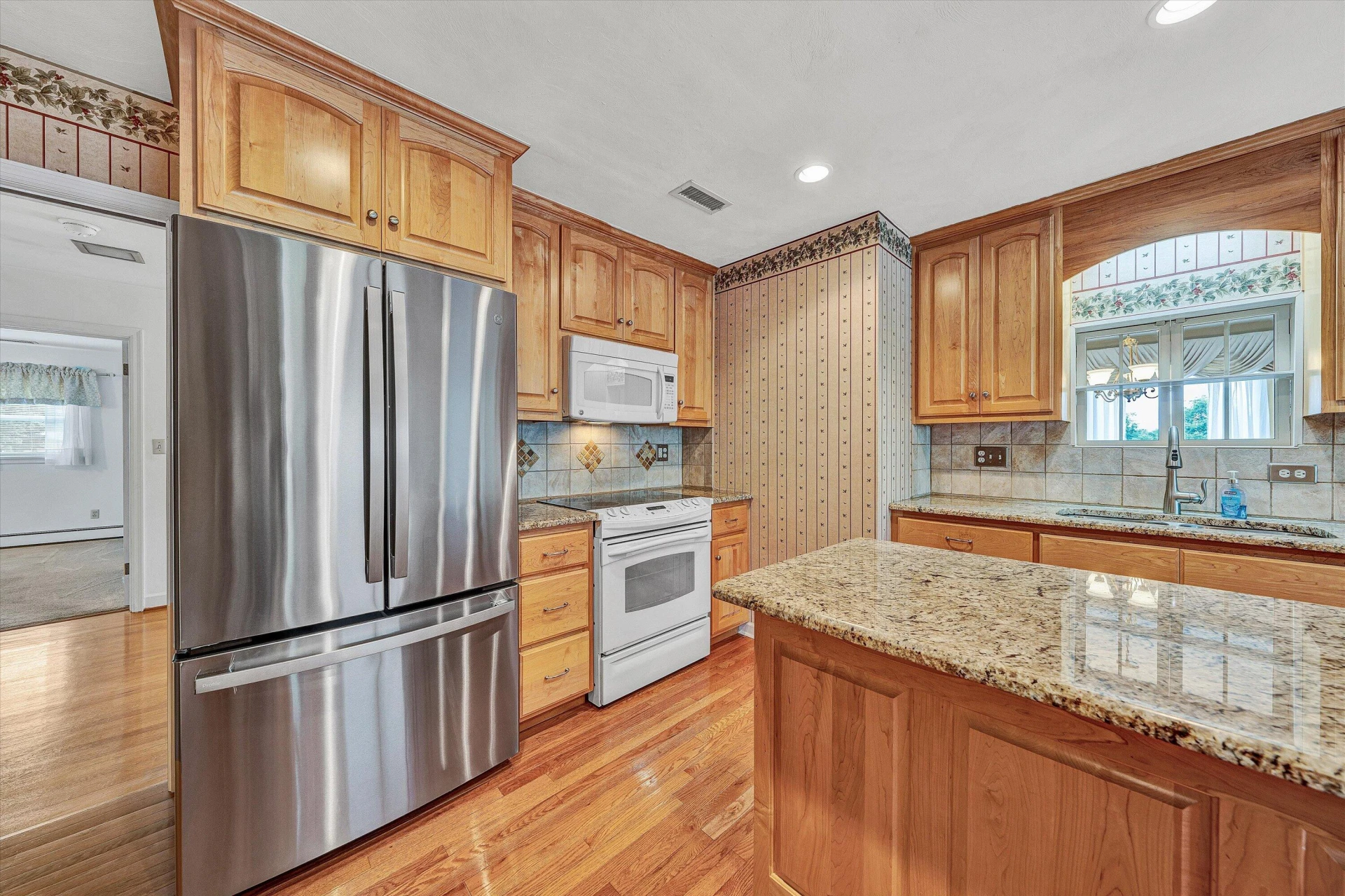 8122 Deer Branch DR - Photo 15