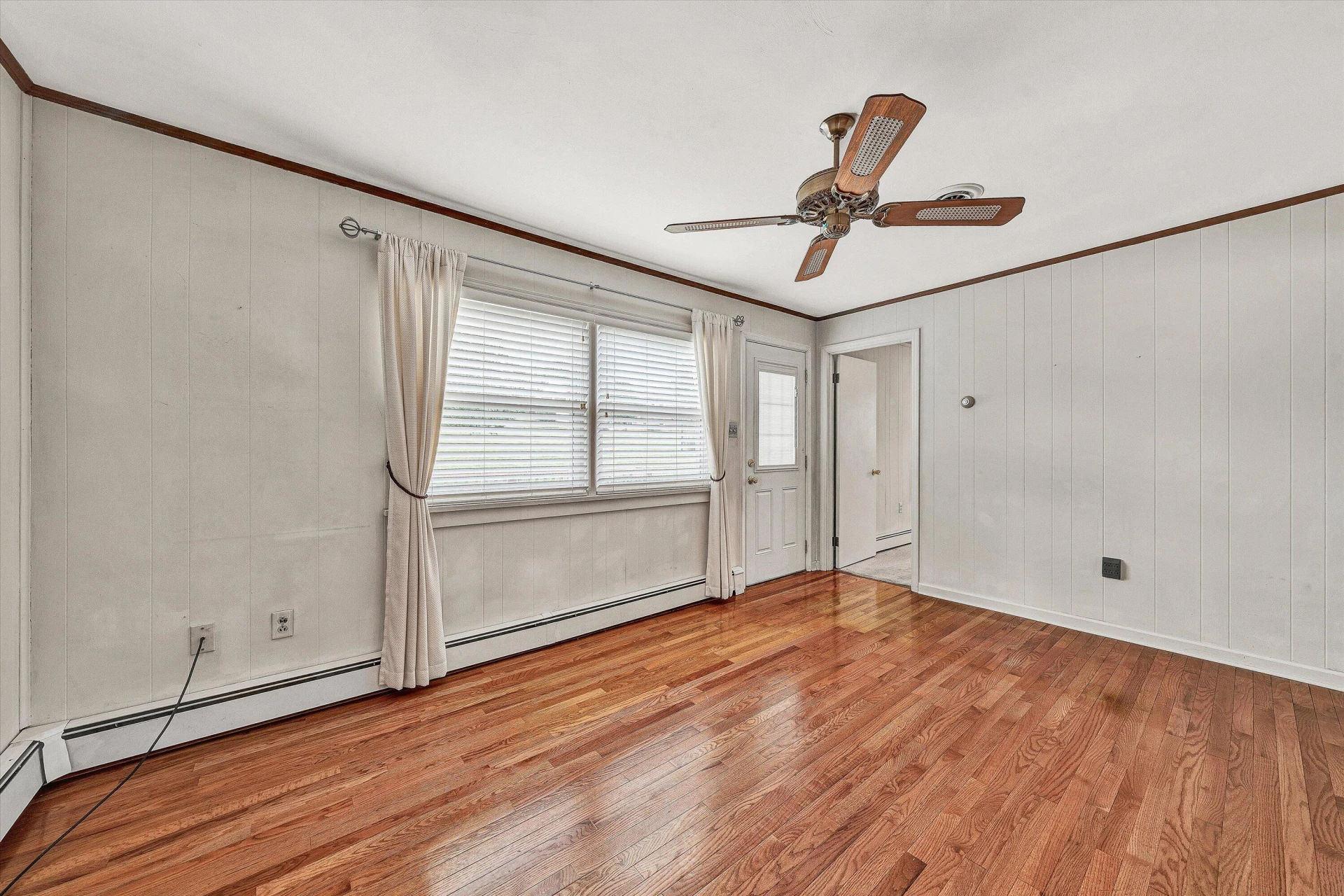 8122 Deer Branch DR - Photo 17